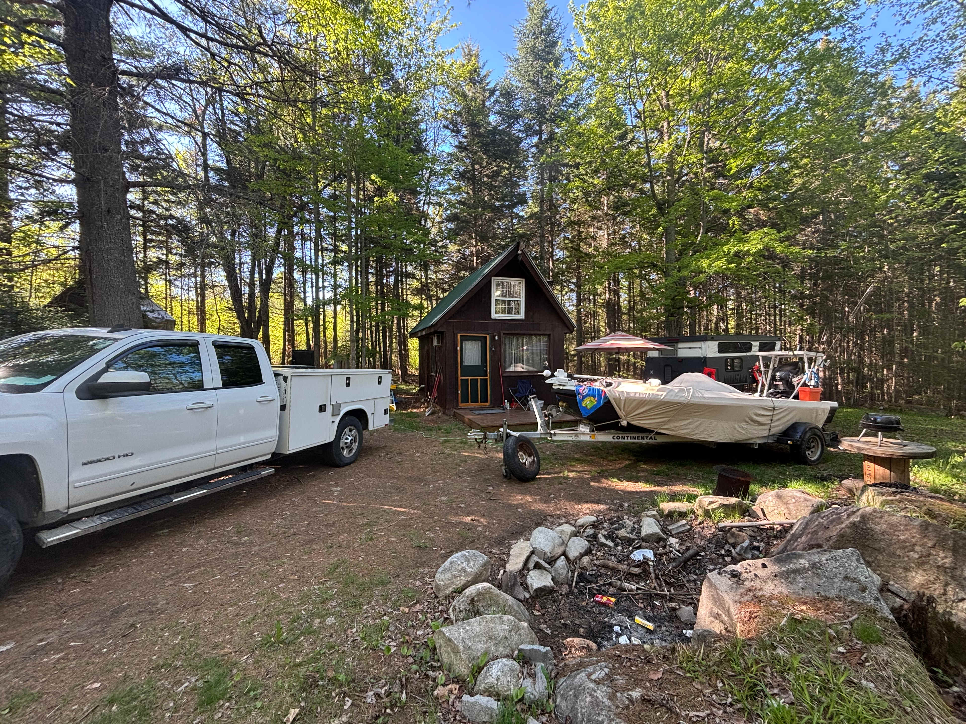 Just enough room for a couple of trucks and small trailers/campers