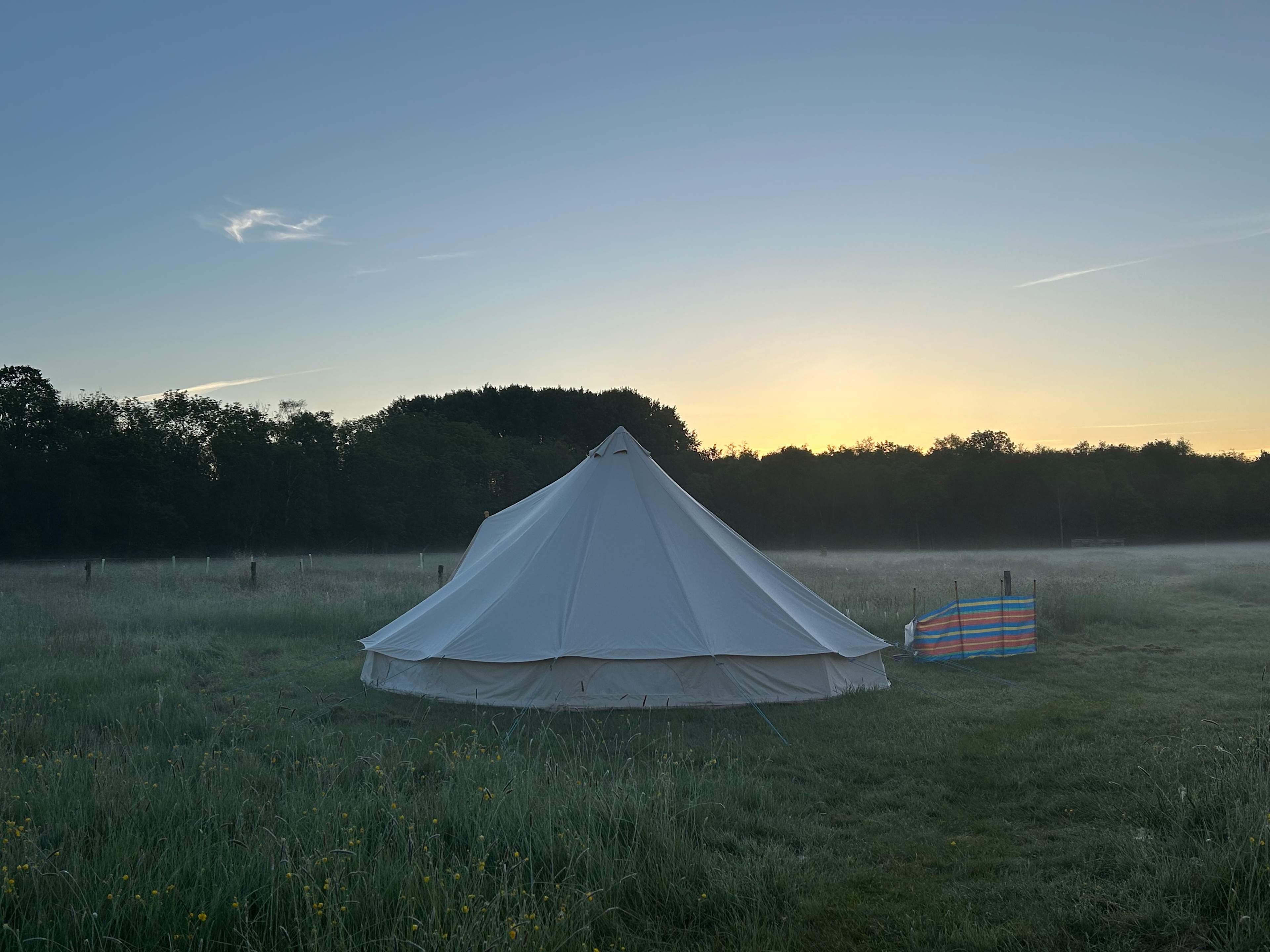Meadow camping