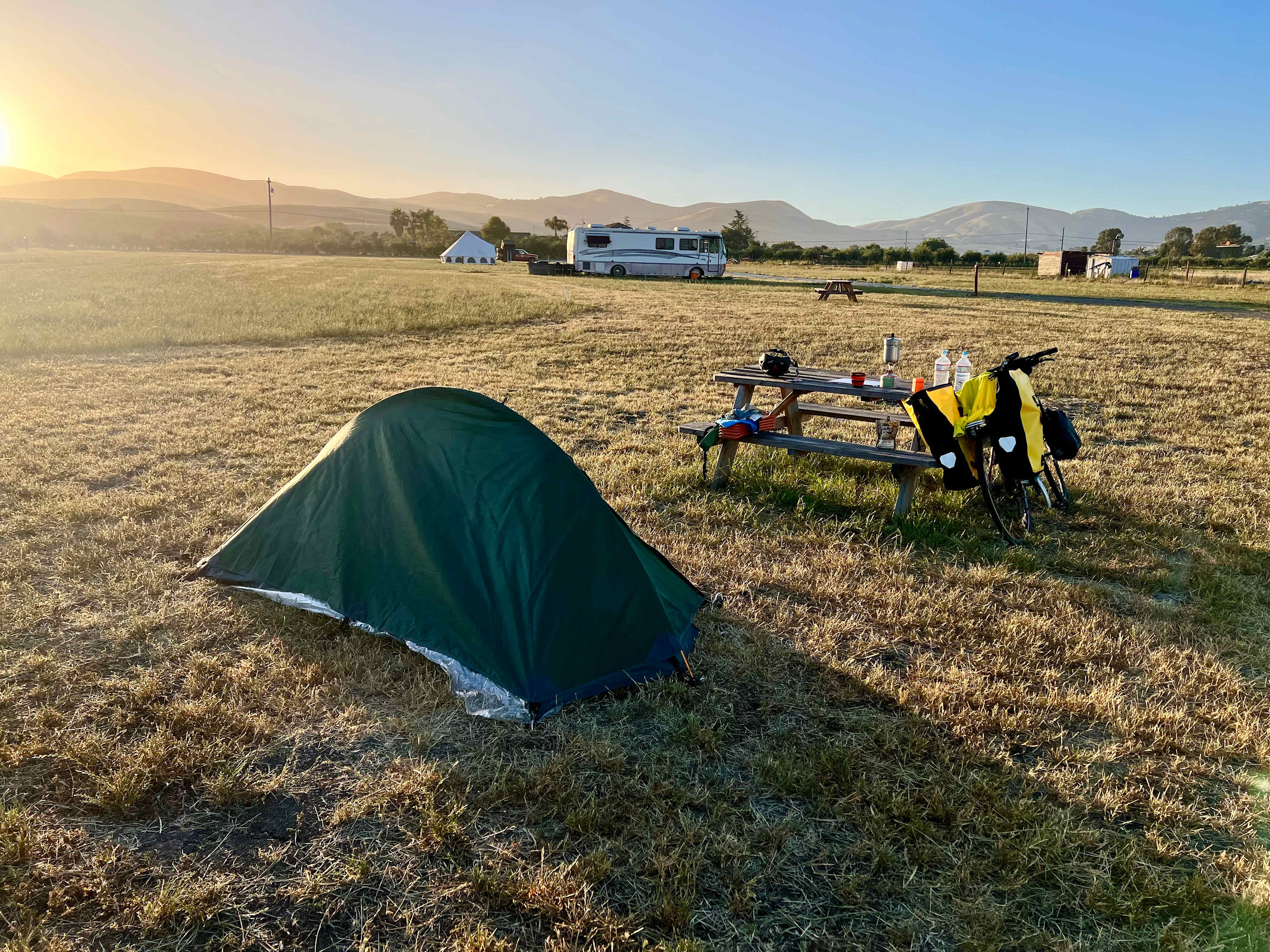 Bikecamping here was very easy.