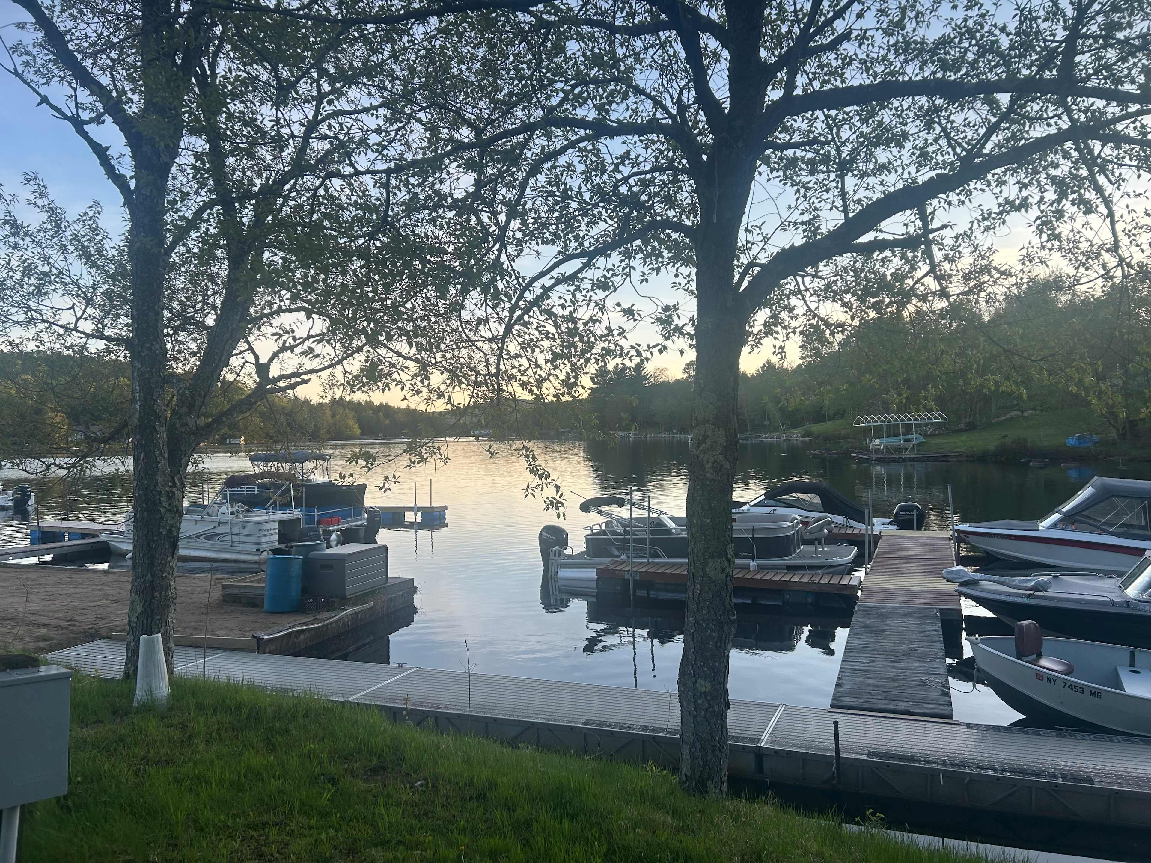 Birch's Lakeside Campground/Marina