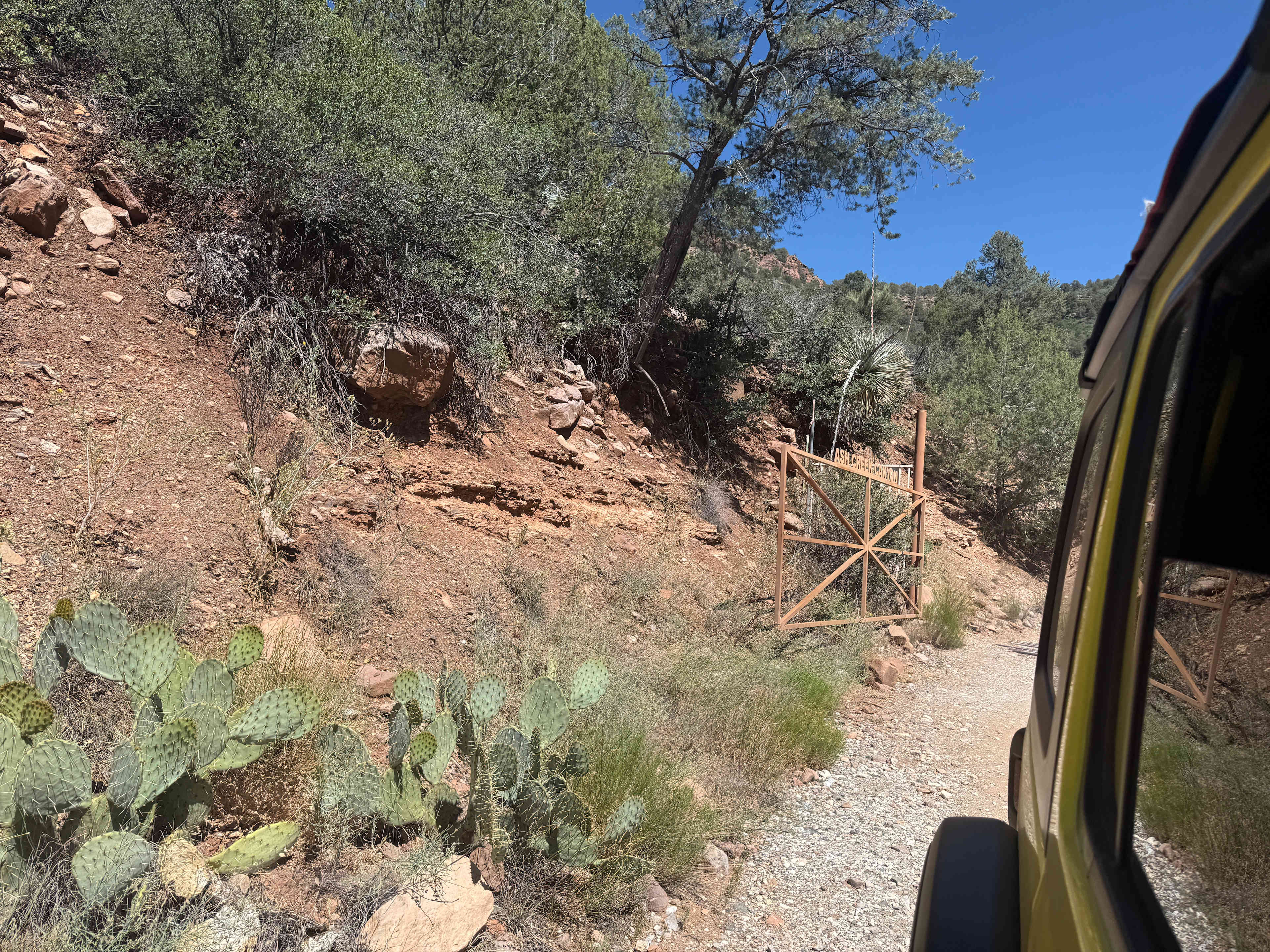 Ash Creek: Canyon Views & History