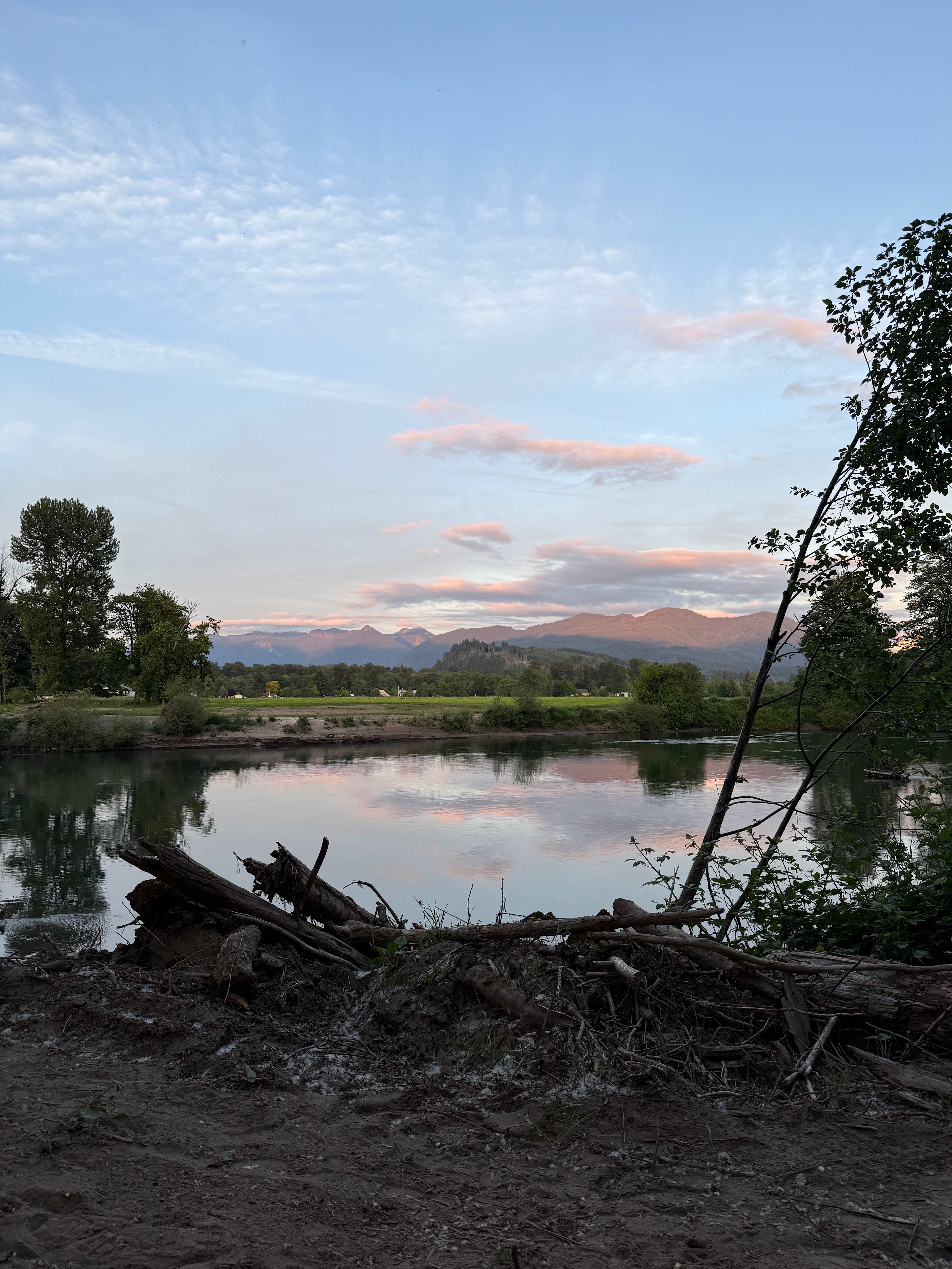 Cowlitz River Rentals