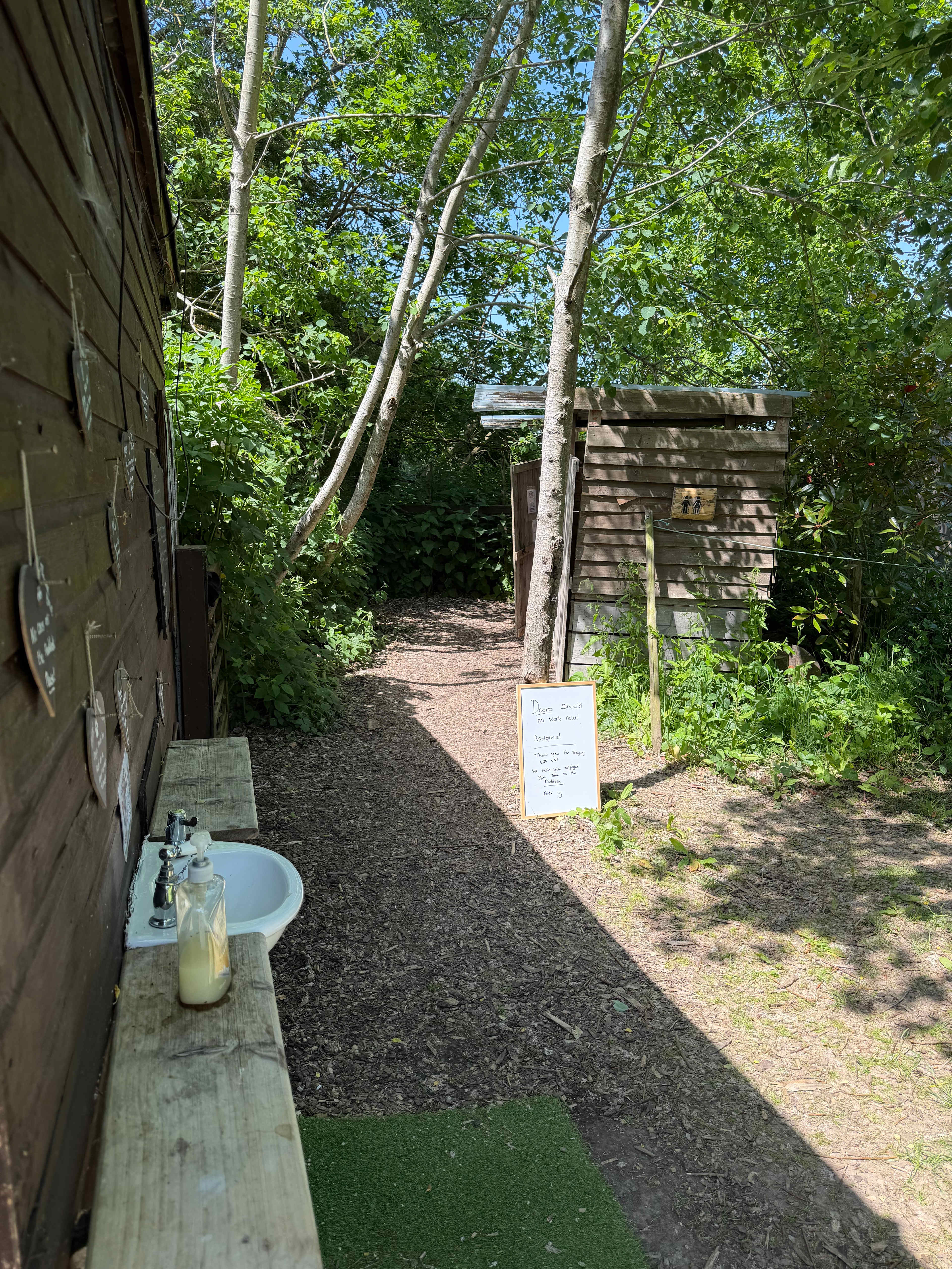 Toilets and wash basin 