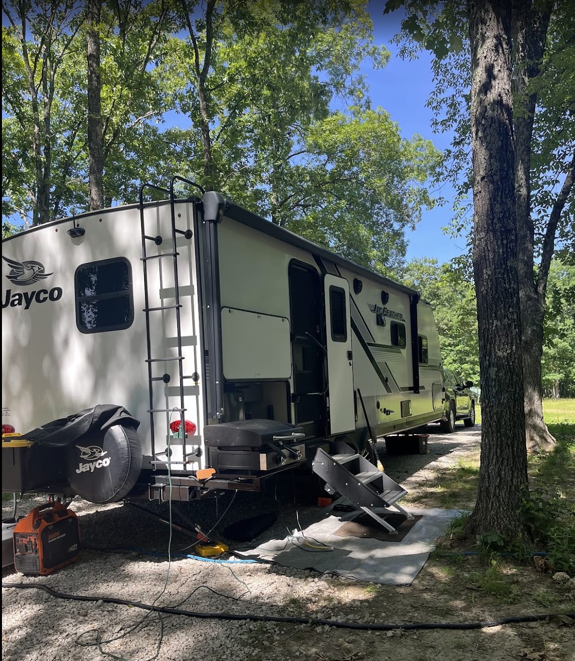 Hawks Bluff Farm Campground