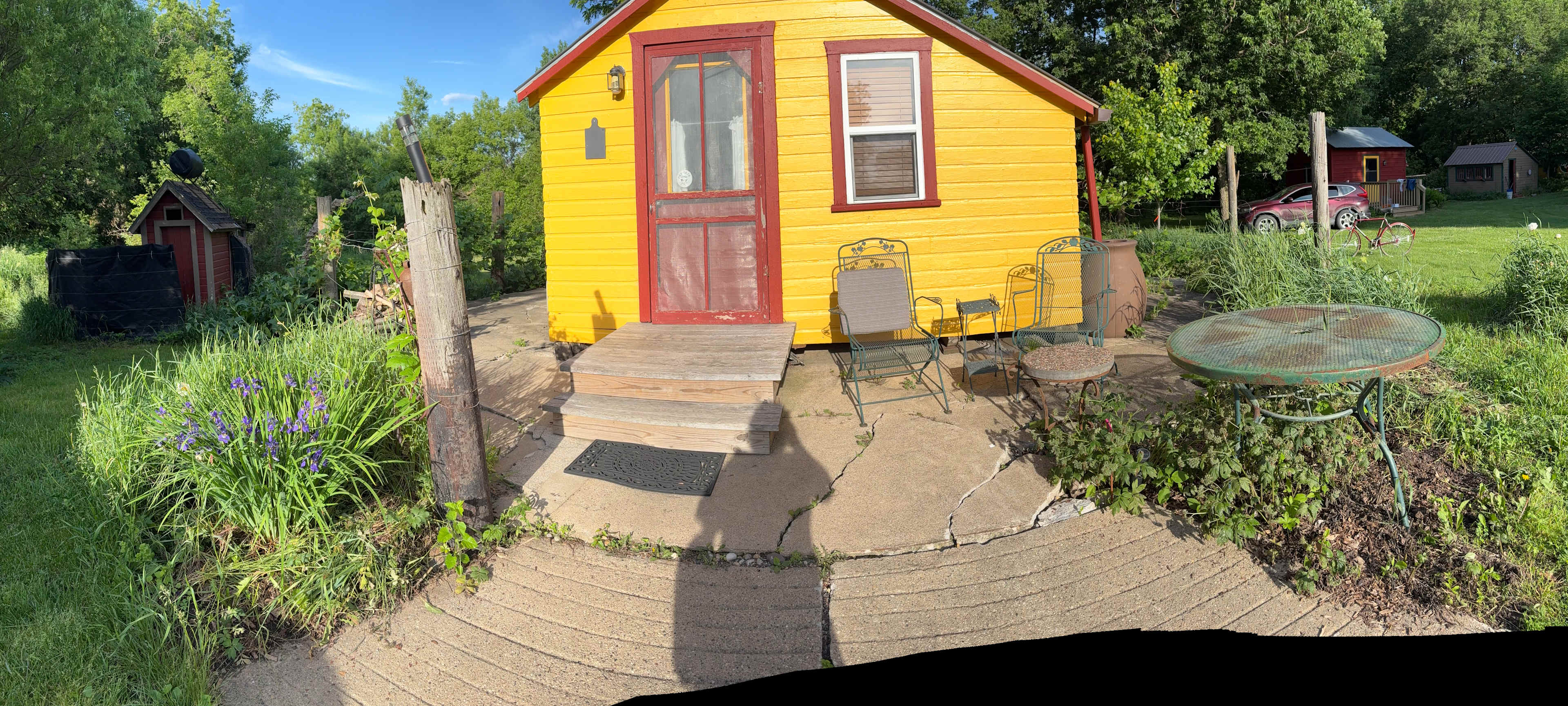 Pano of exterior 