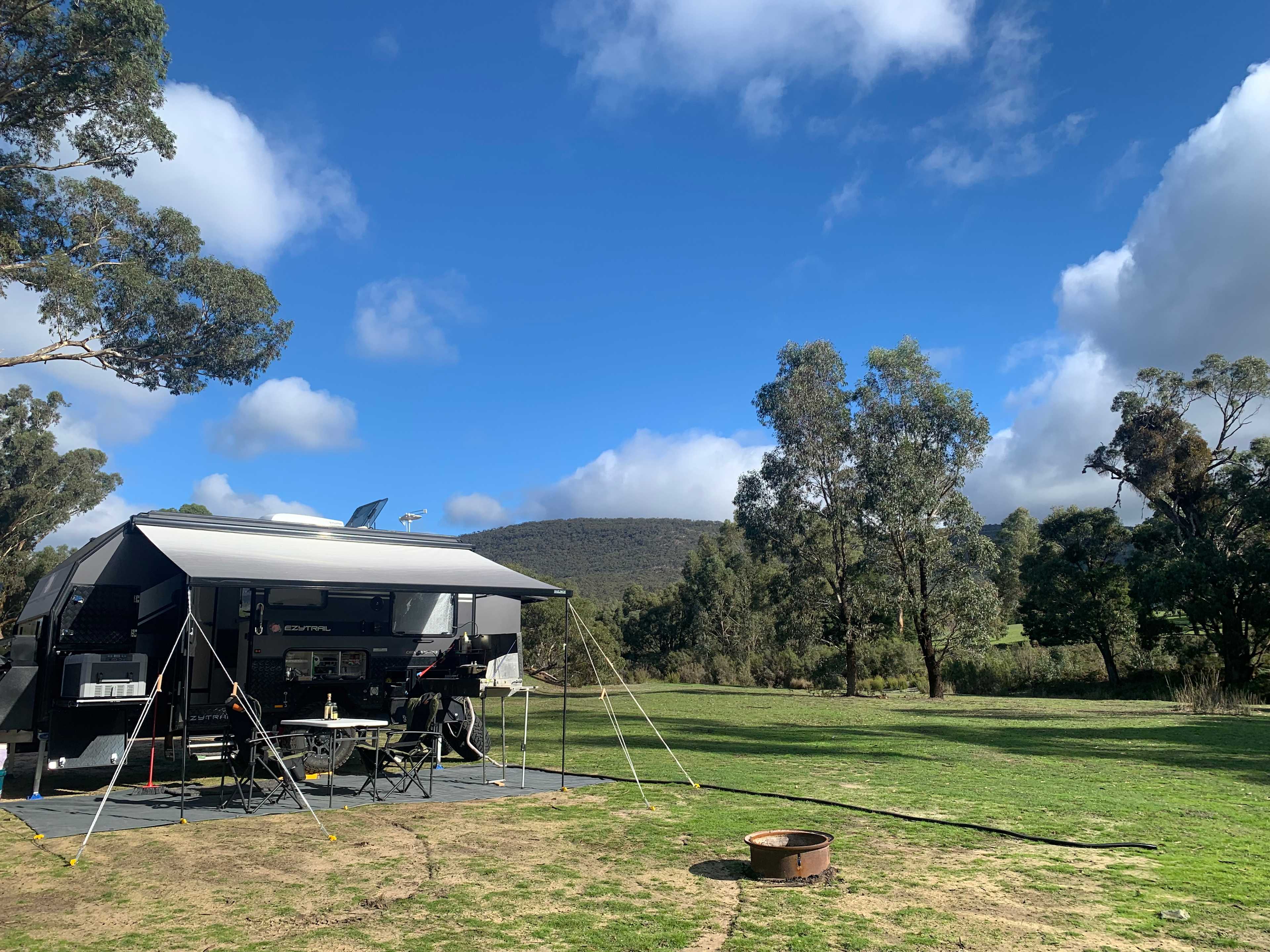 Grampians Old Man Emu Stay