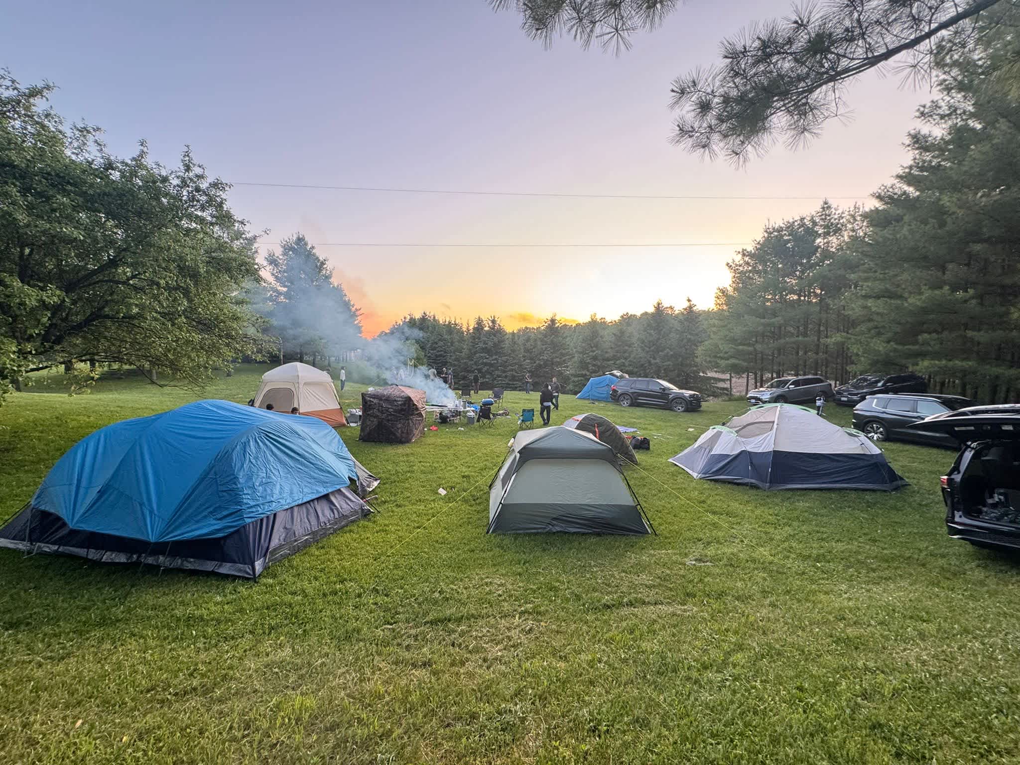 SUJO Funny Farm Camping