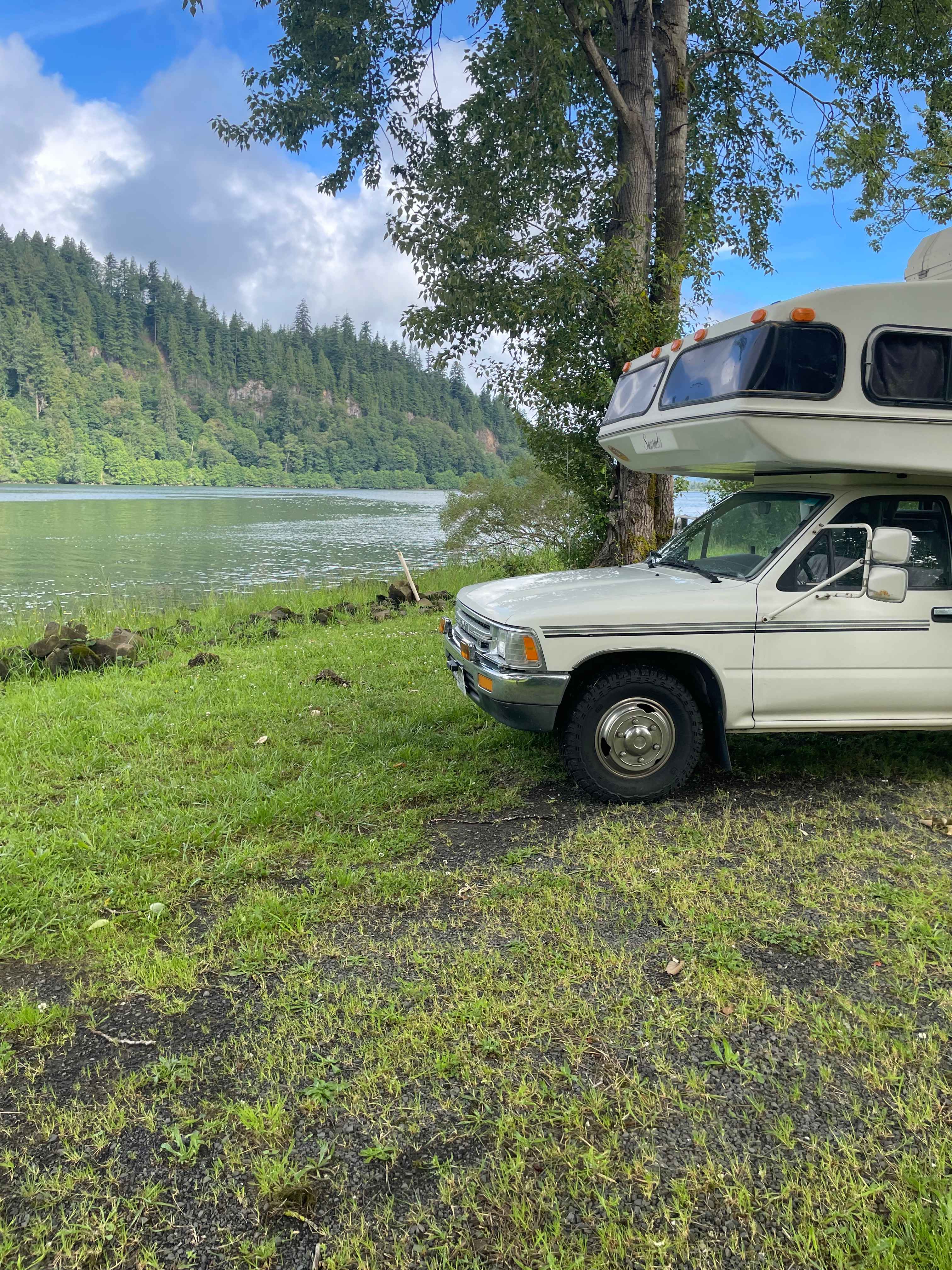 Columbia River Camping
