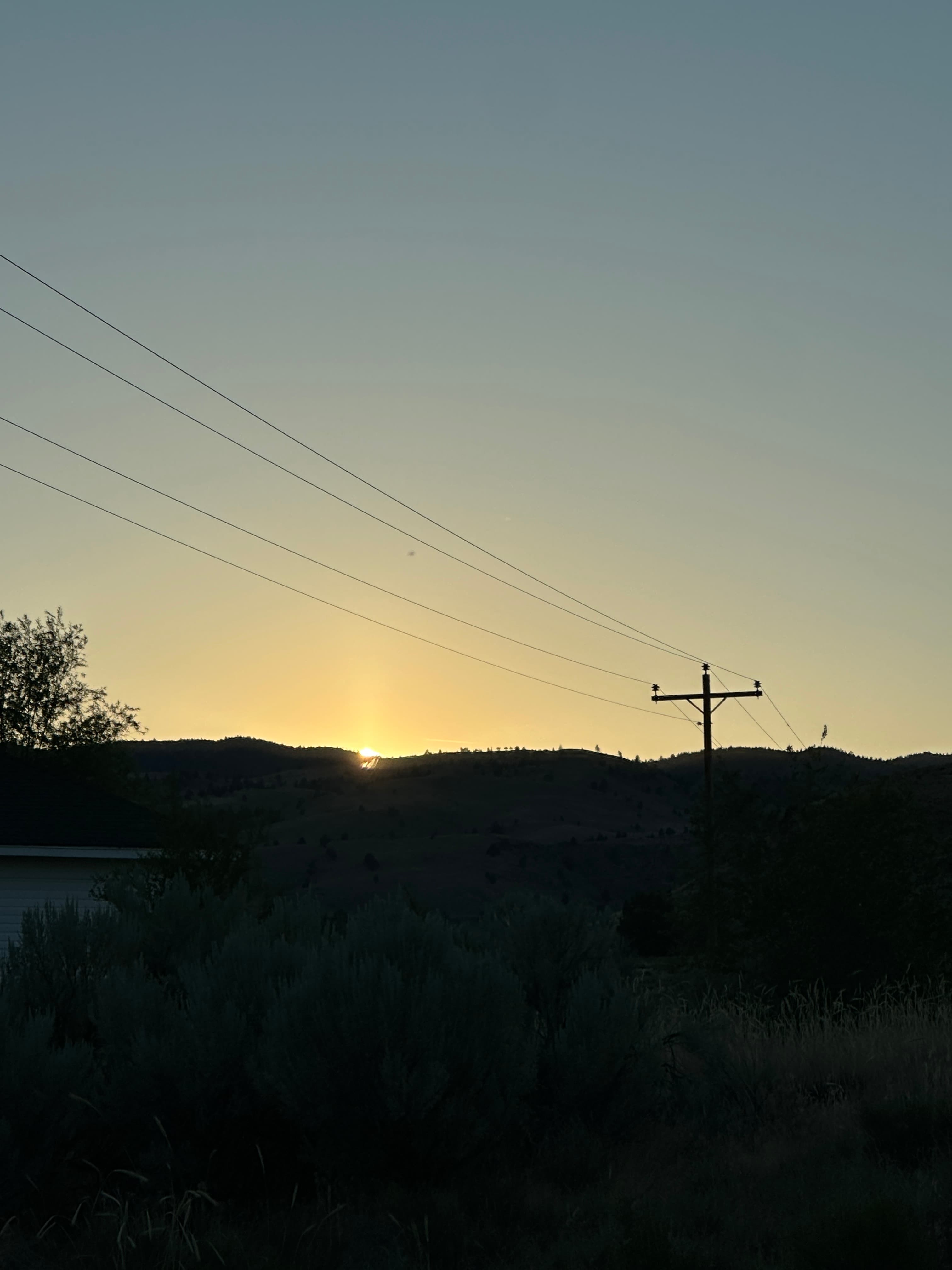 Sun setting 
