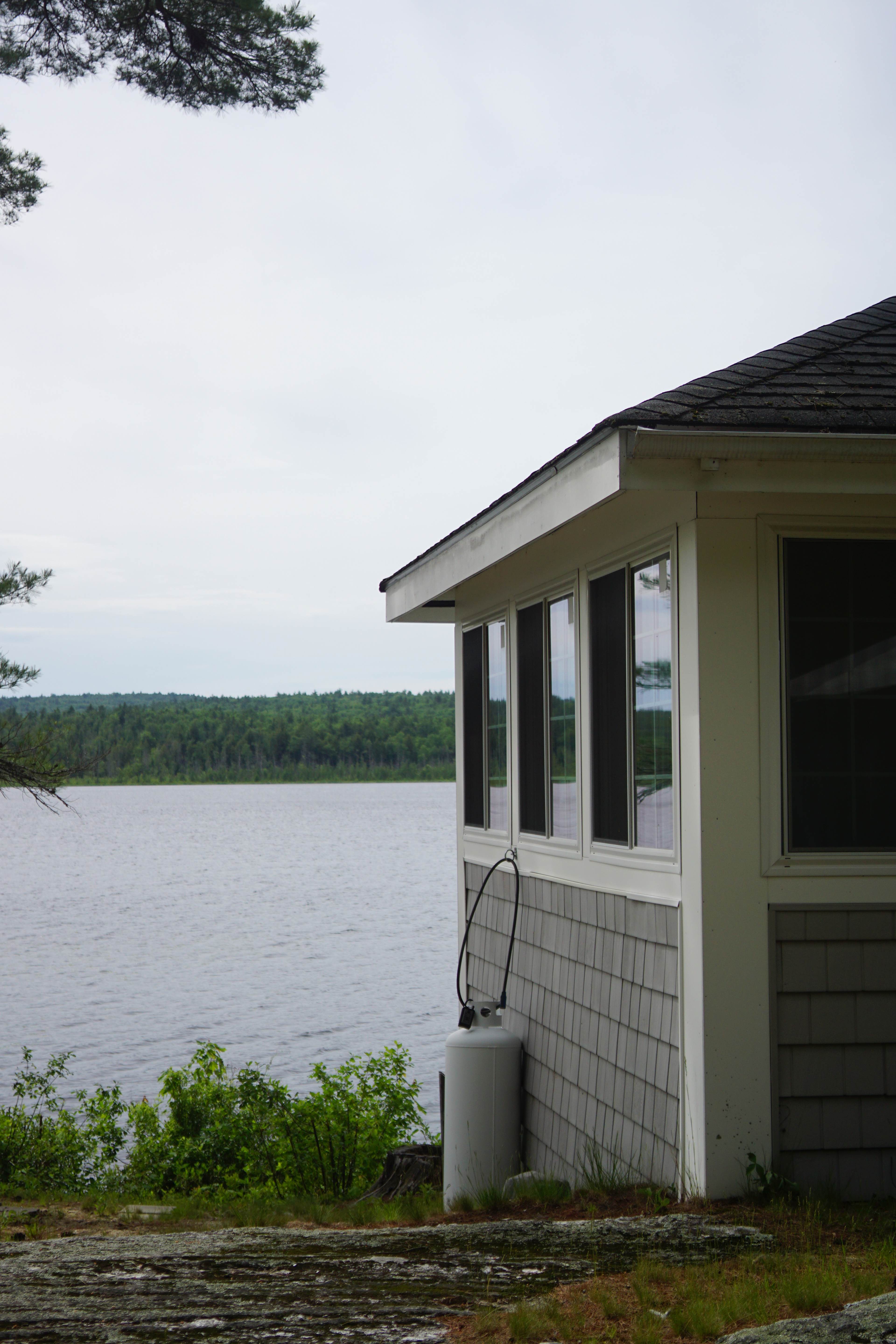 Sip Pond Lakefront Cottage