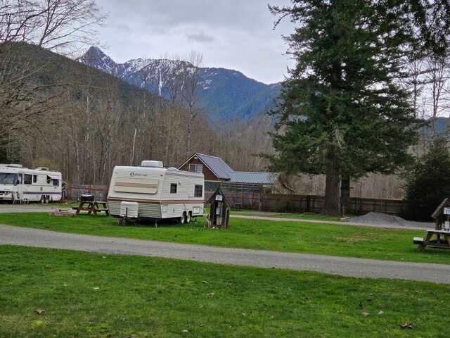 Skagit River RV and Camping