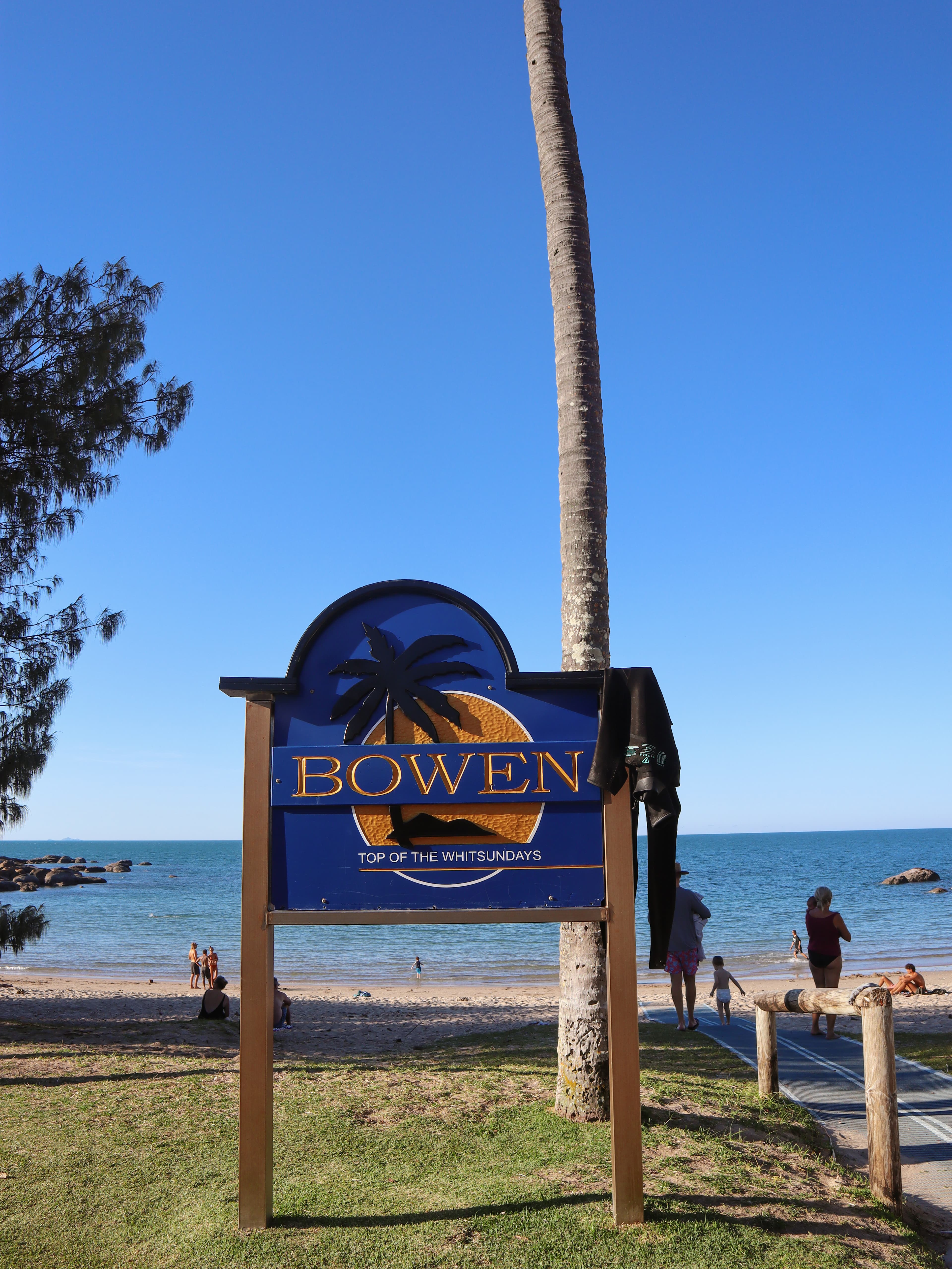 Rose Bay Beach Caravan Bowen