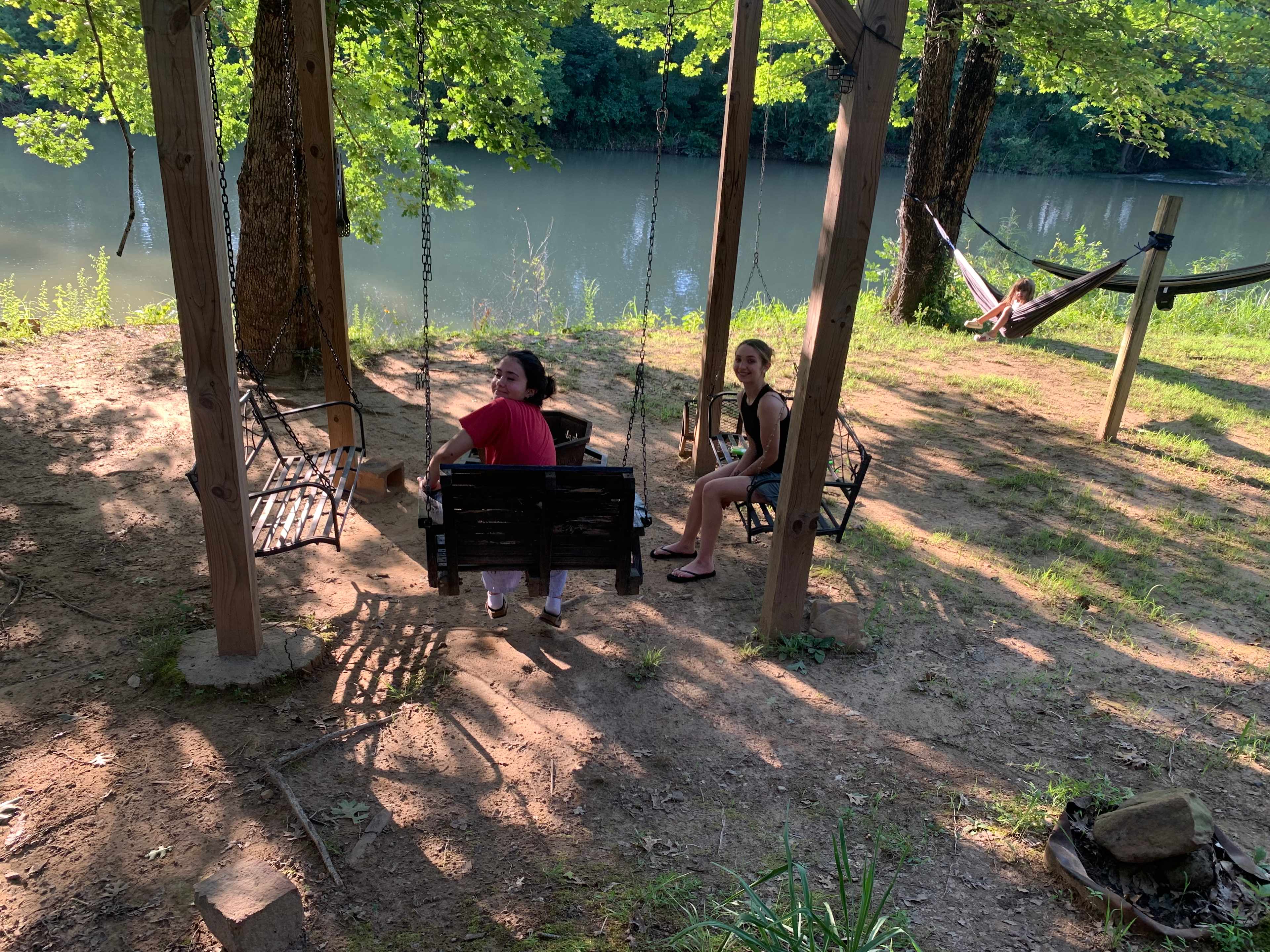 Yearling Ridge Riverfront Camp