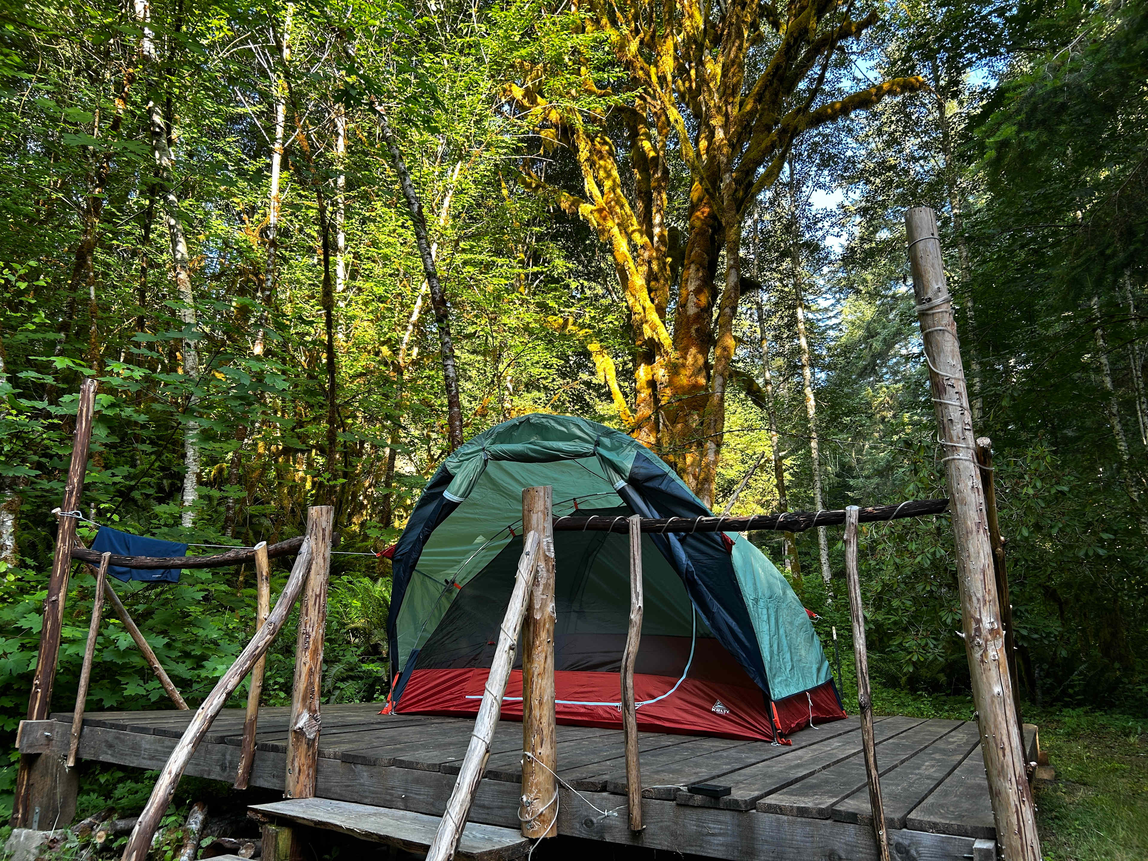 Tent platform