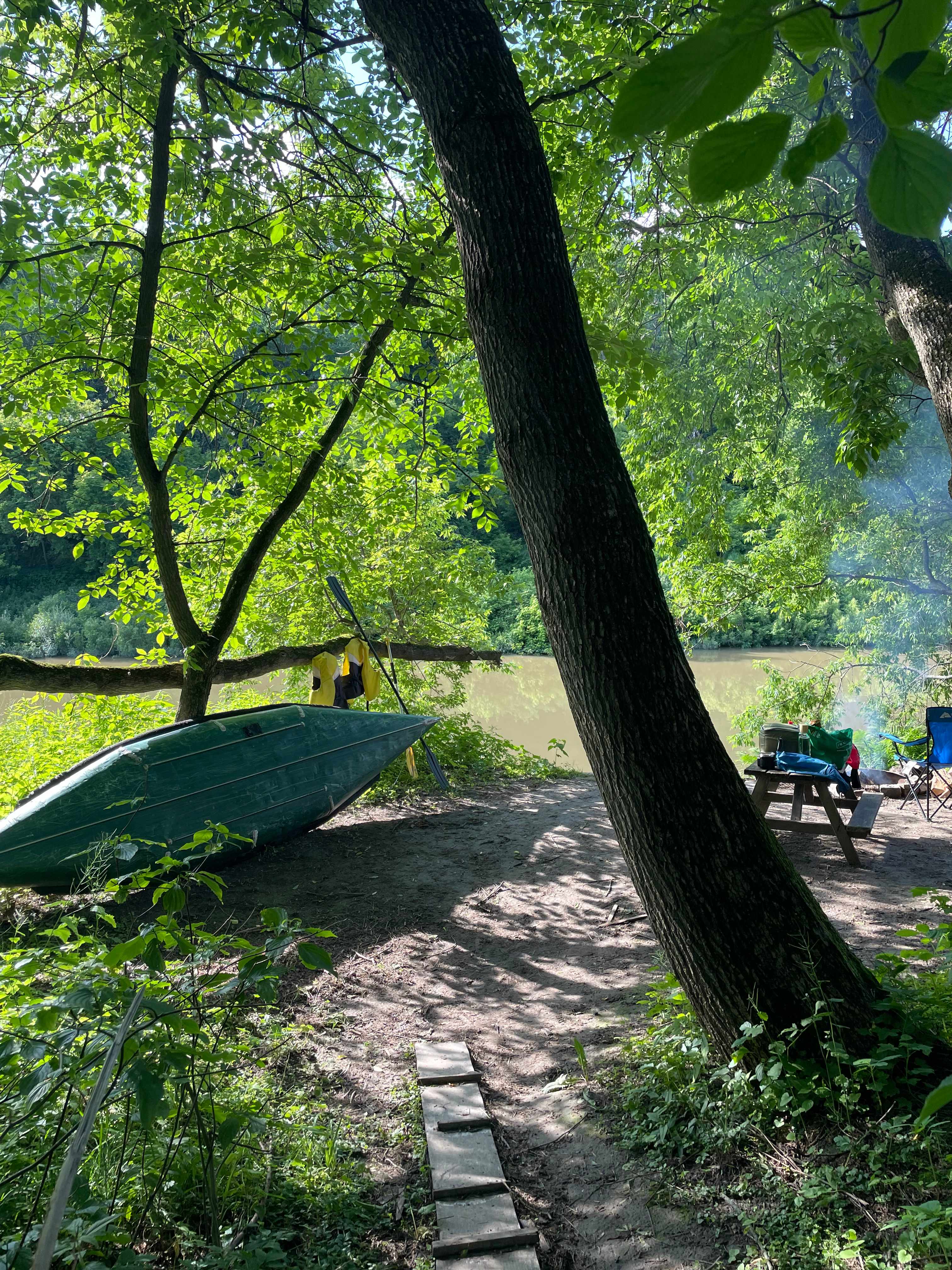 La Nation BedROCK 🤘 🏕️🔥🌲