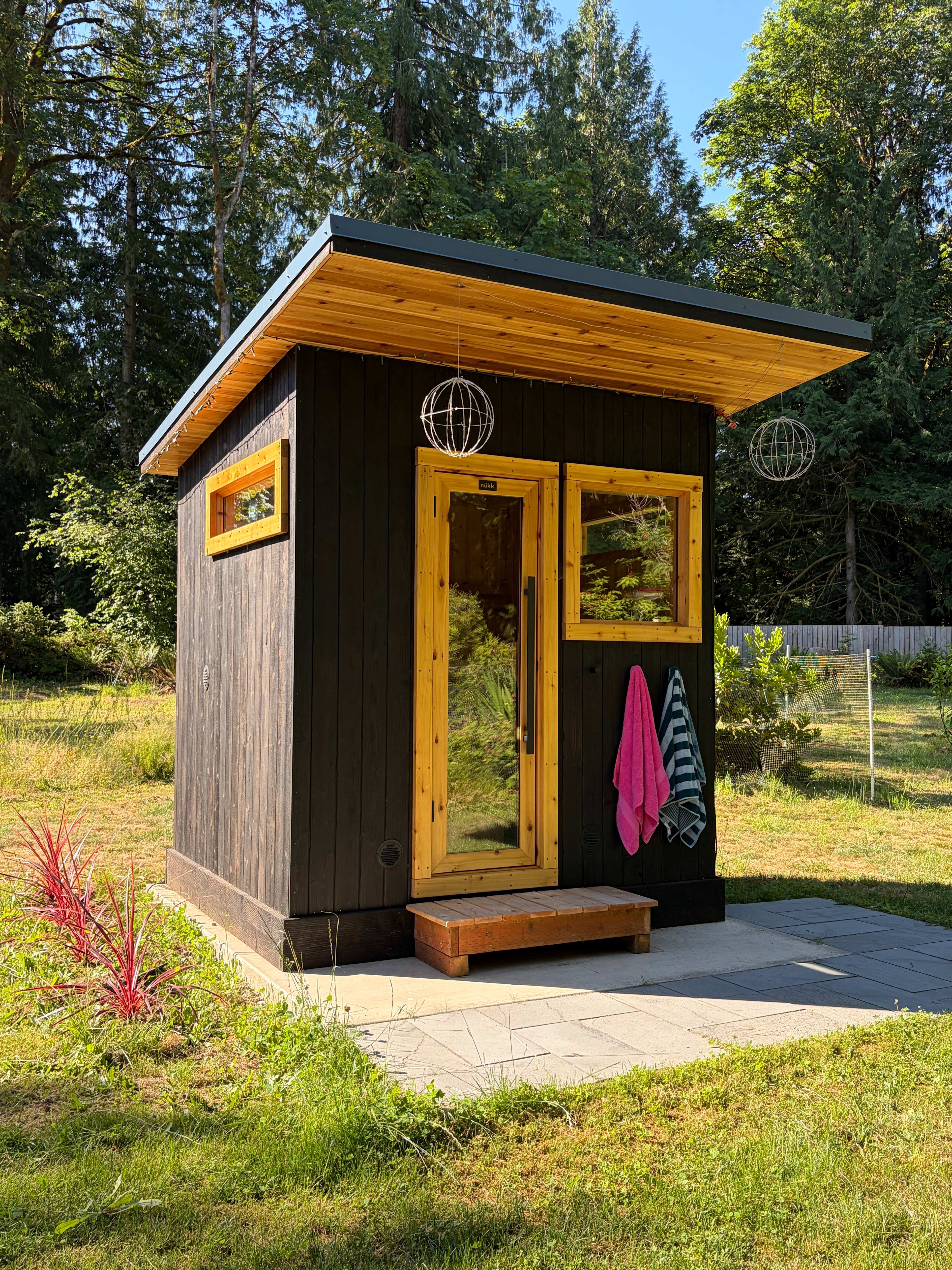 Cedar & Strawberry Sauna & Spa