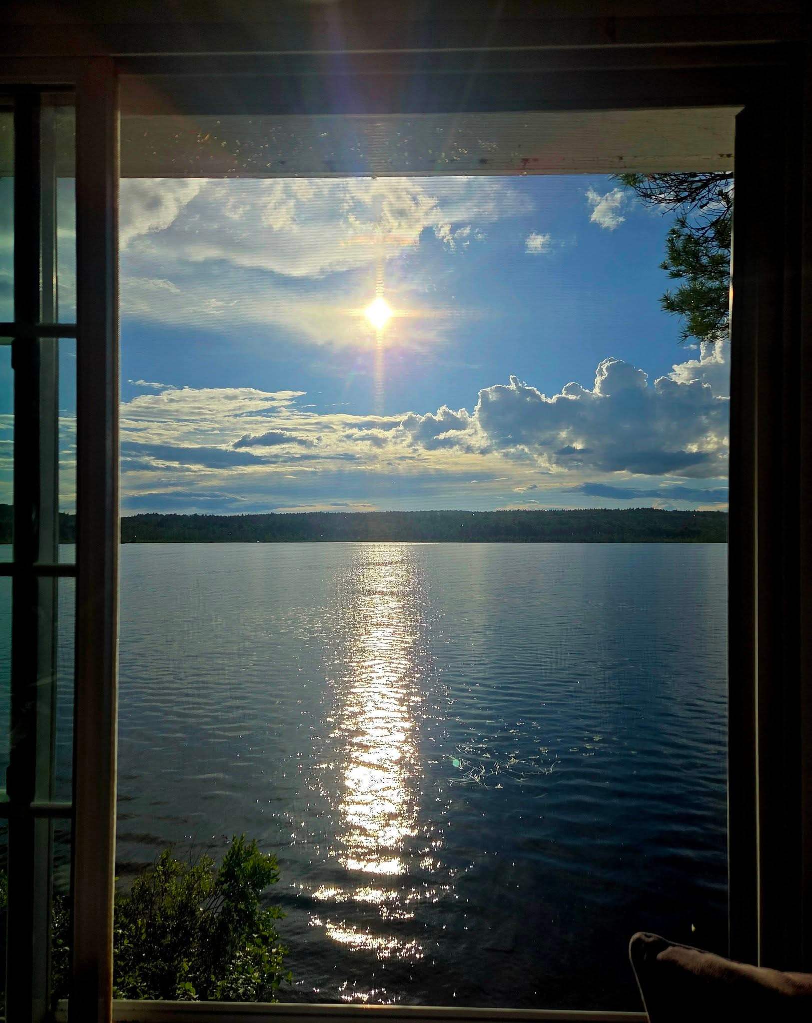 Sip Pond Lakefront Cottage