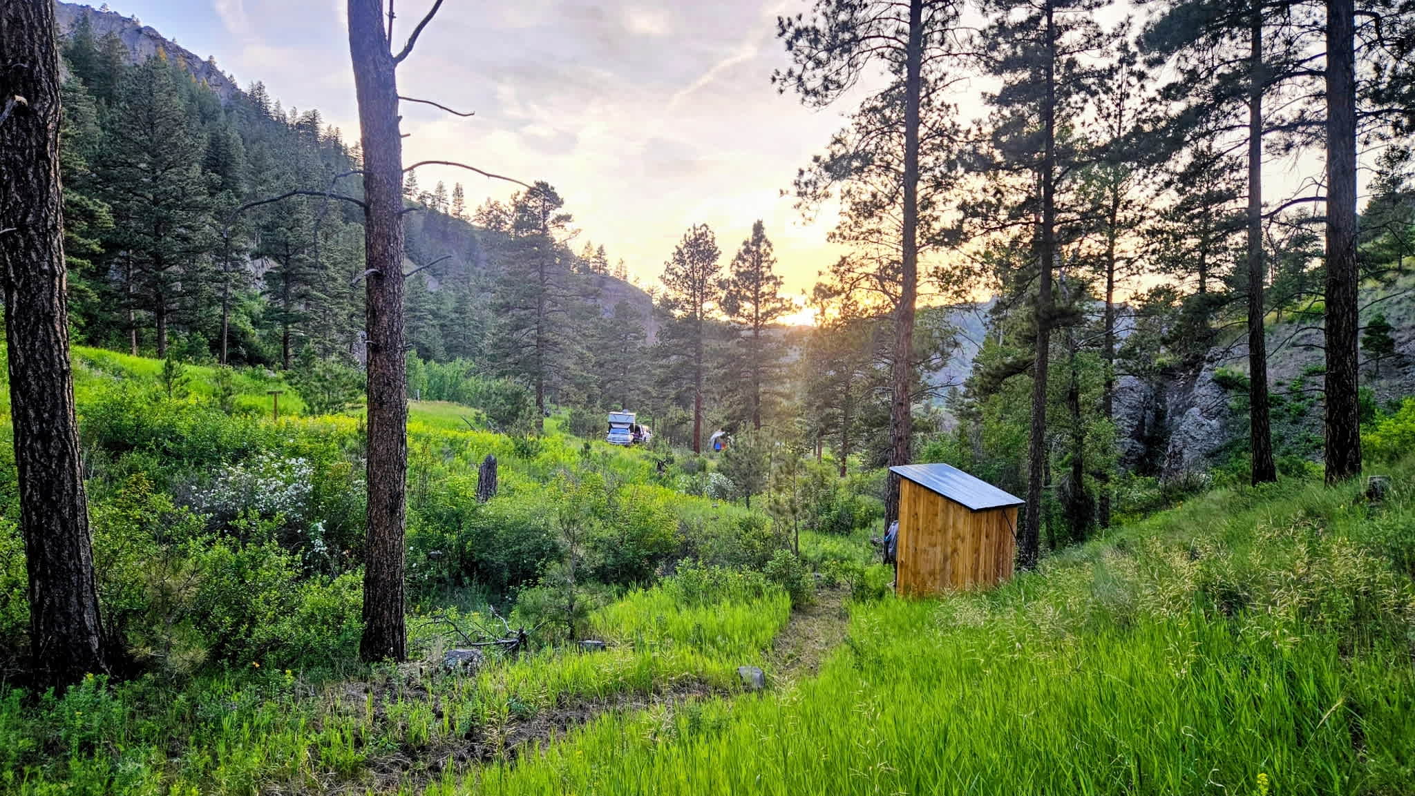 A Canyon Stay with Mini A-frame