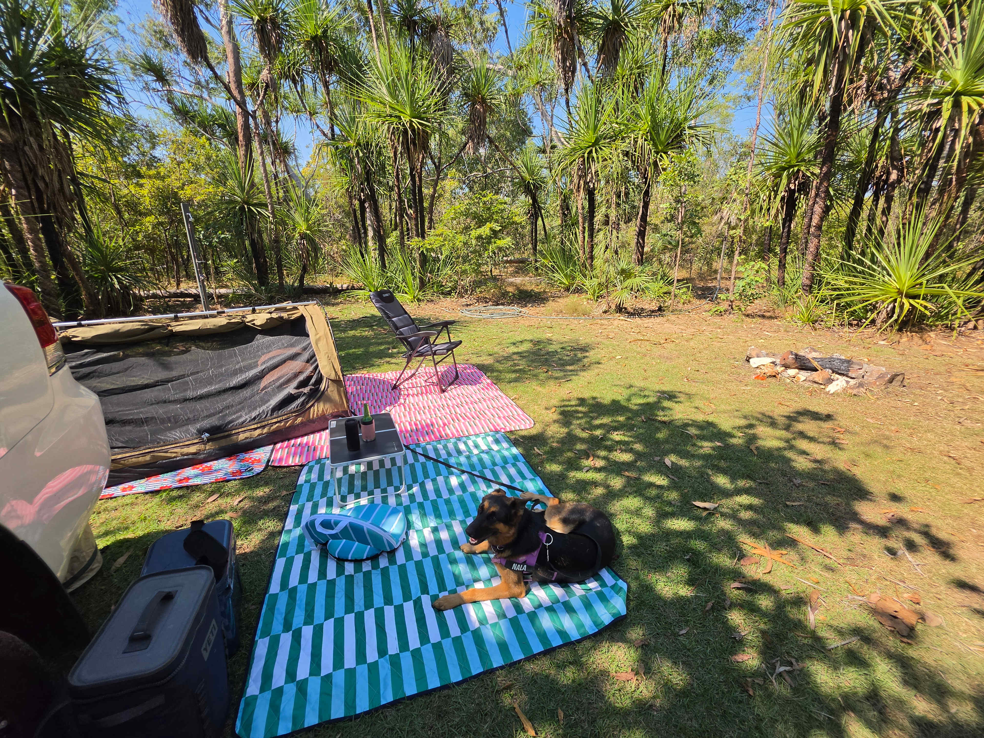 Middle Camp & Stay- BERRY SPRINGS