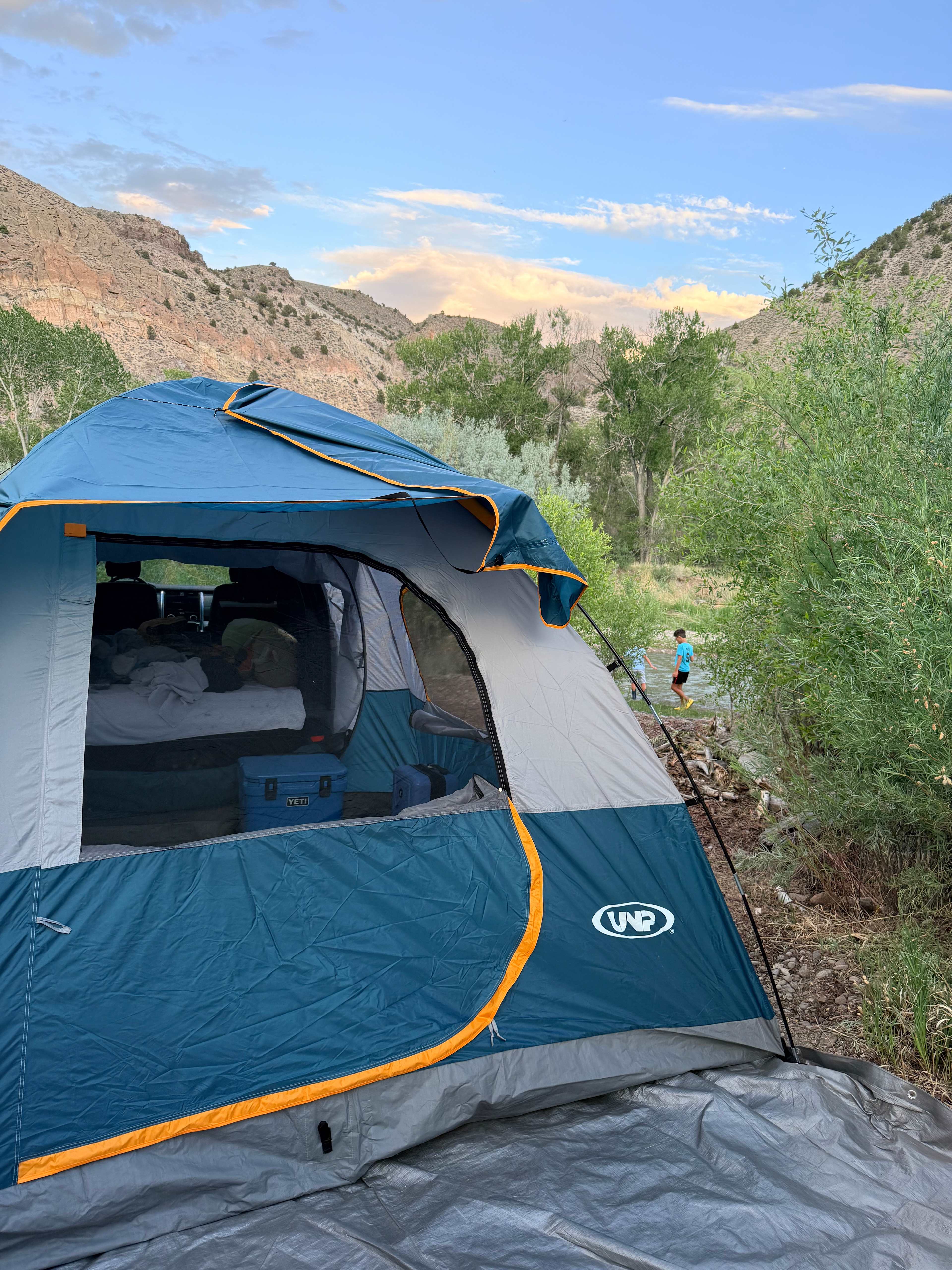 Sevier River RV Park/Themed Cabins