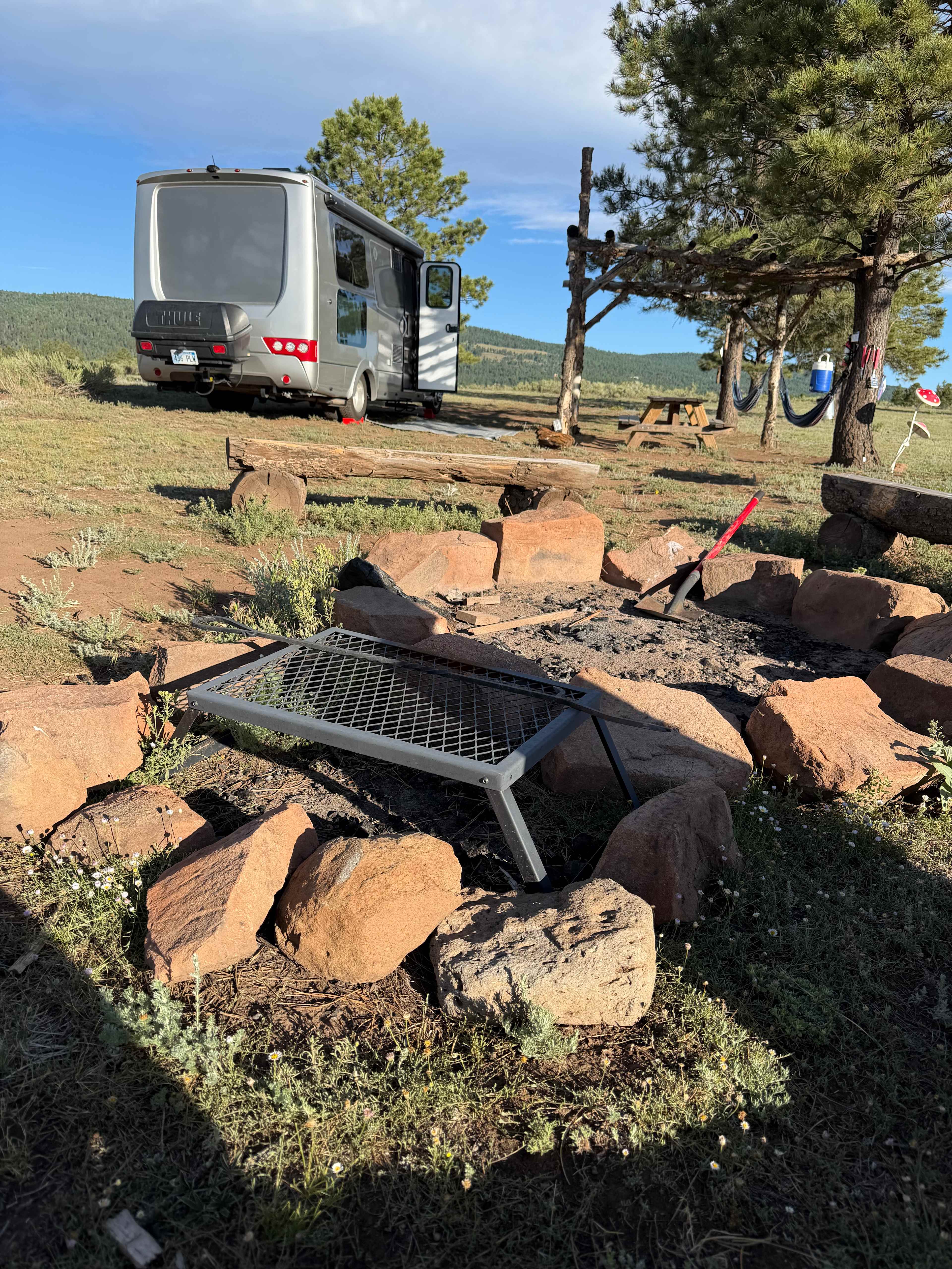 Enchanted Circle Campground (E<<)