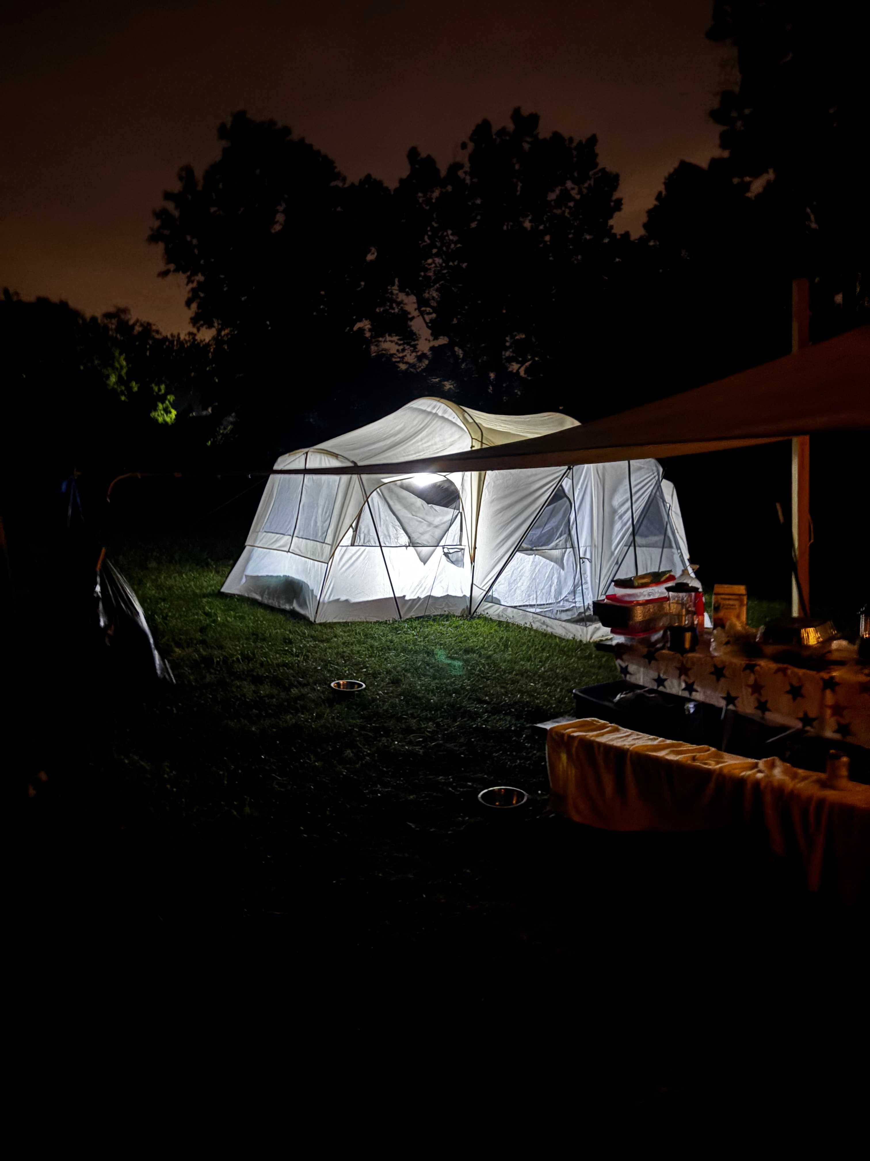 Plenty of room for large tents. 