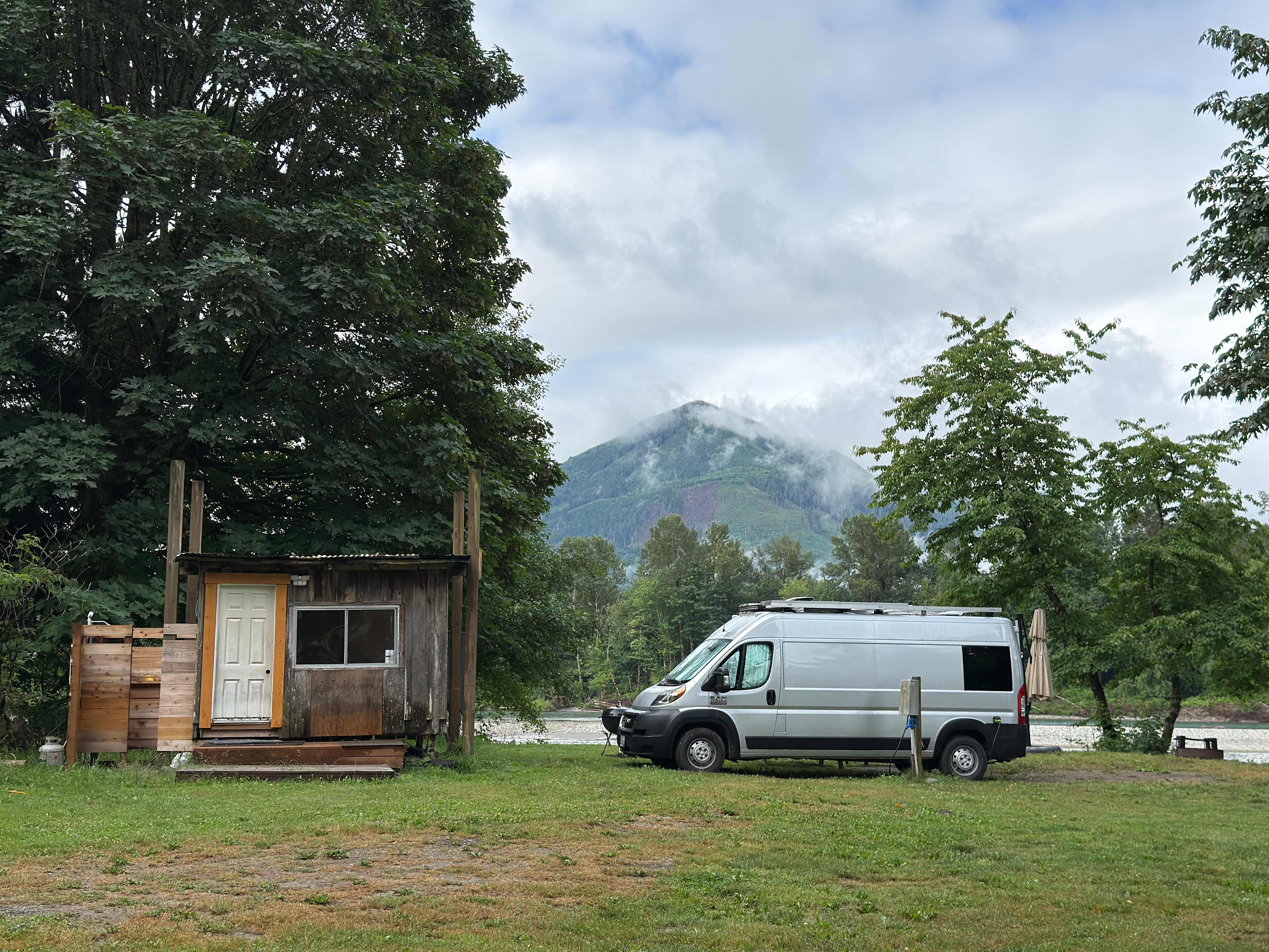 Skagit river camping and sauna