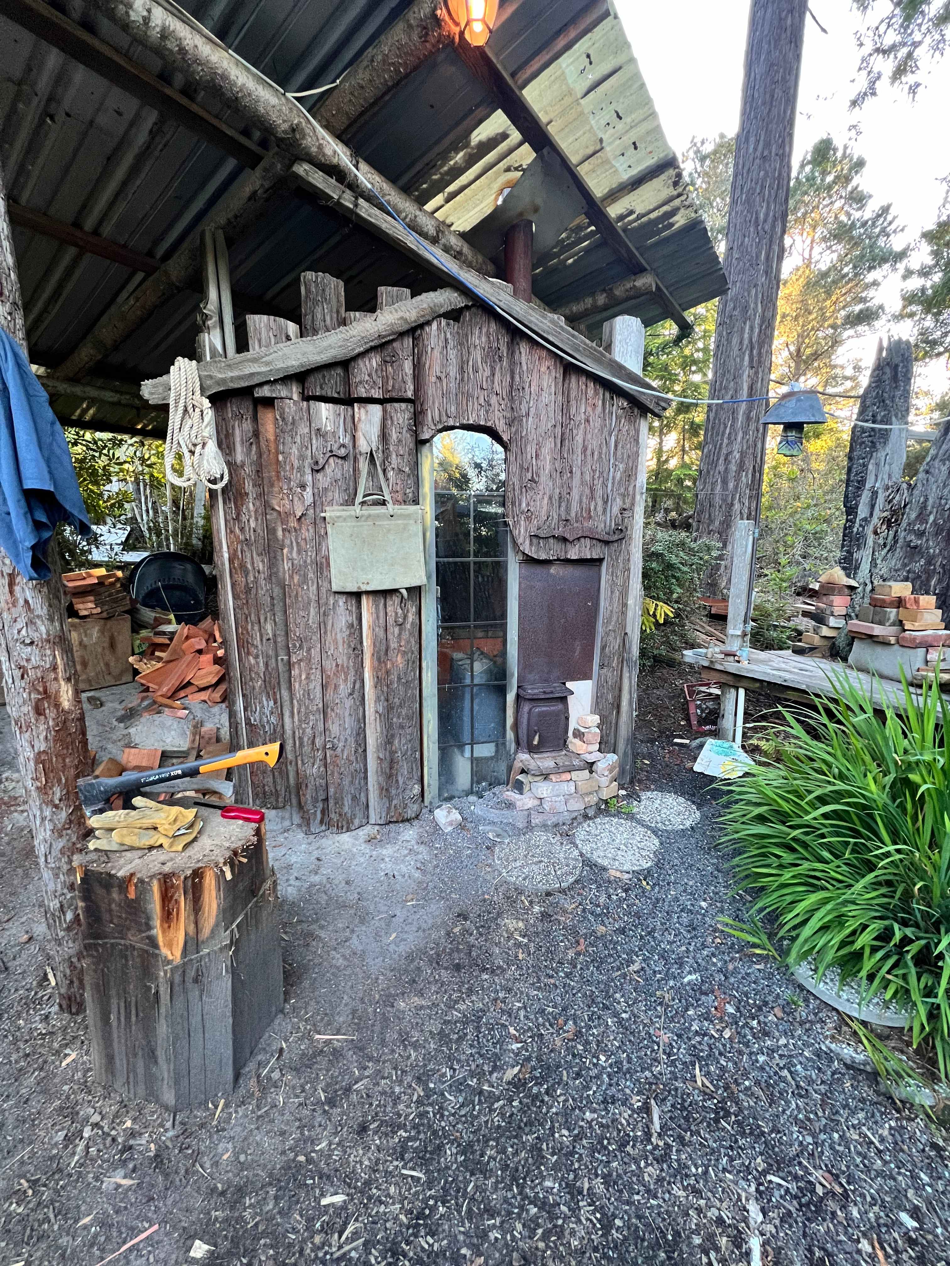 Coastal Ridge Cabin & Trailer