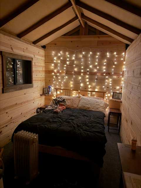 Mushroom Cabin at night 