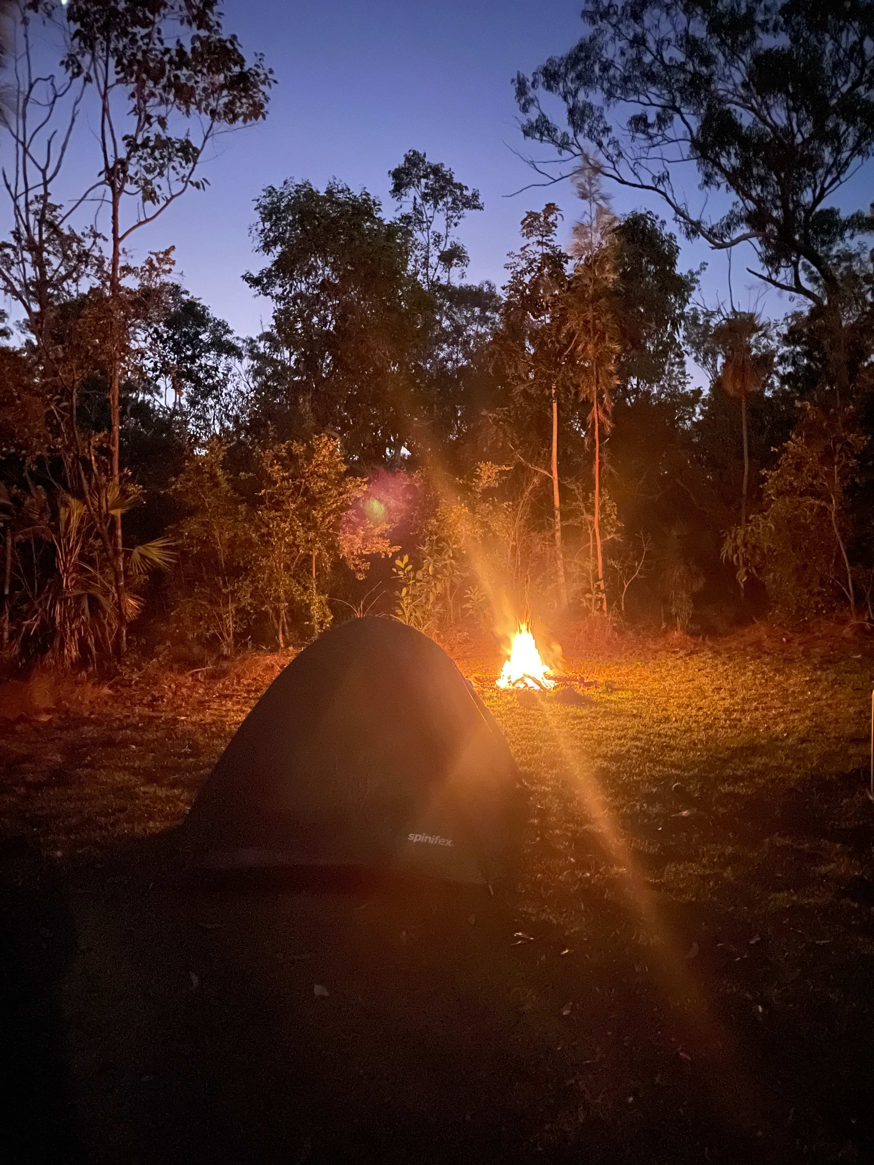 Middle Camp & Stay- BERRY SPRINGS