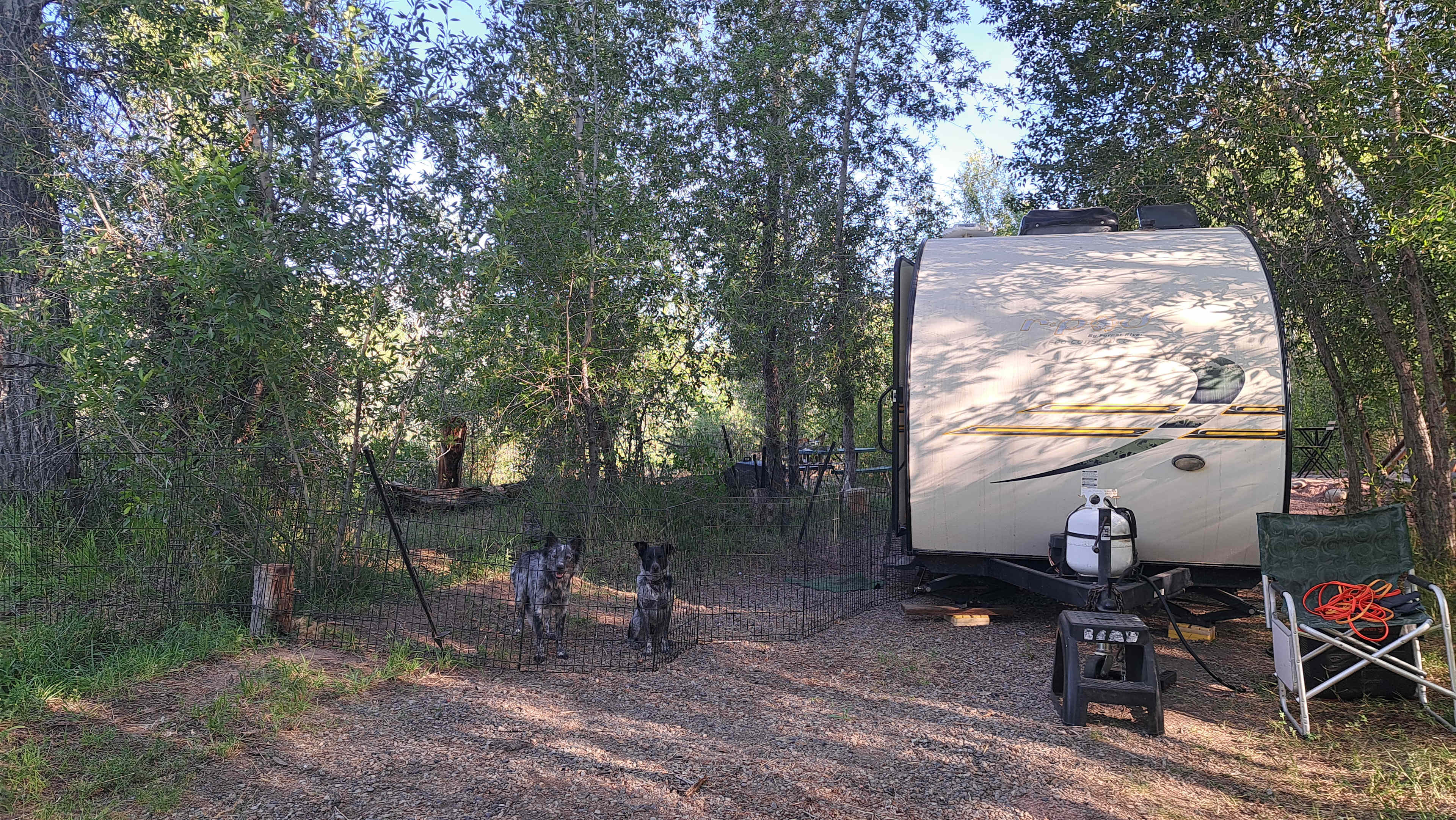 Riverwalk Yurt, luxury on river
