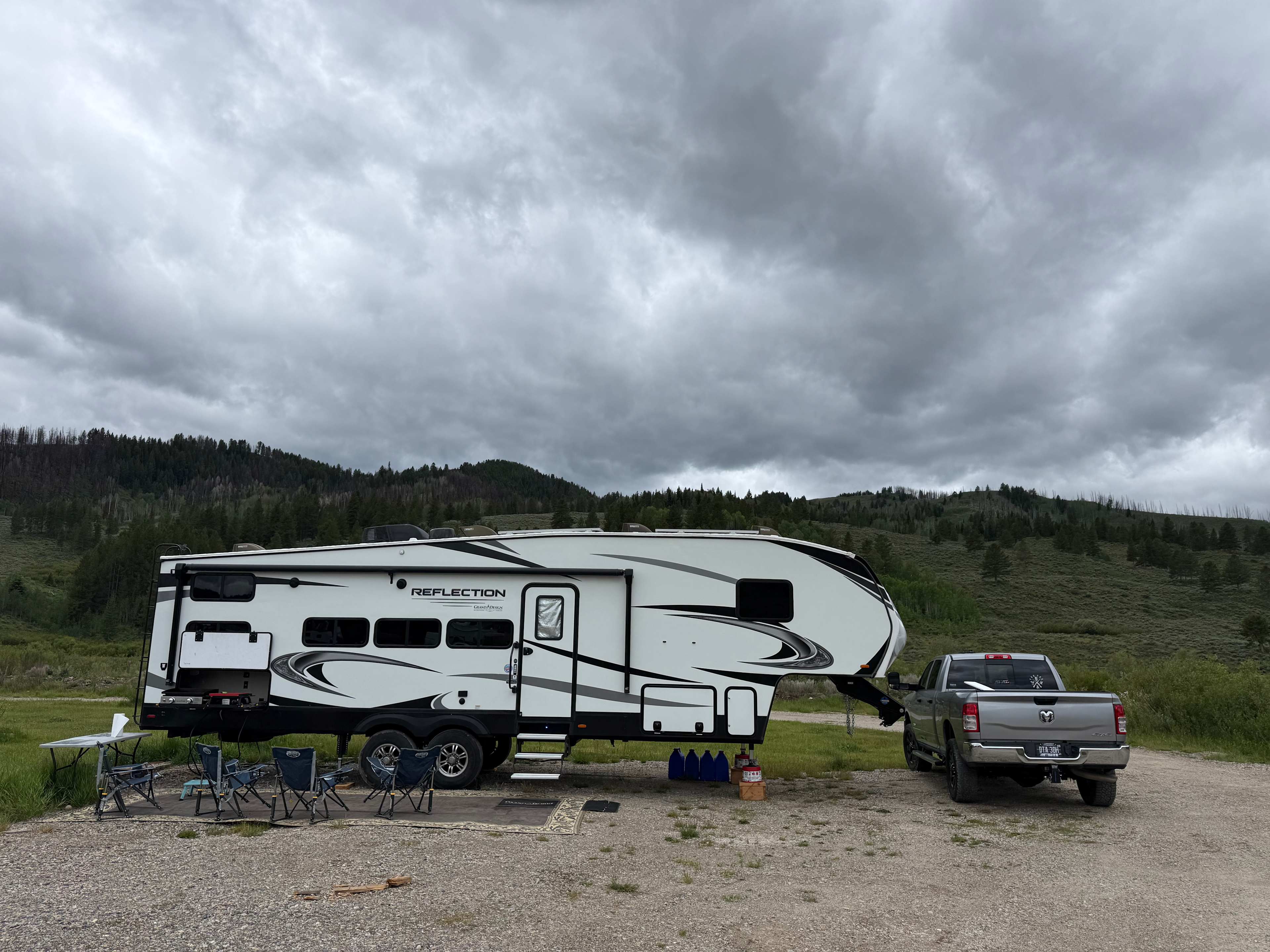 Elkhorn Trading Post and RV sites