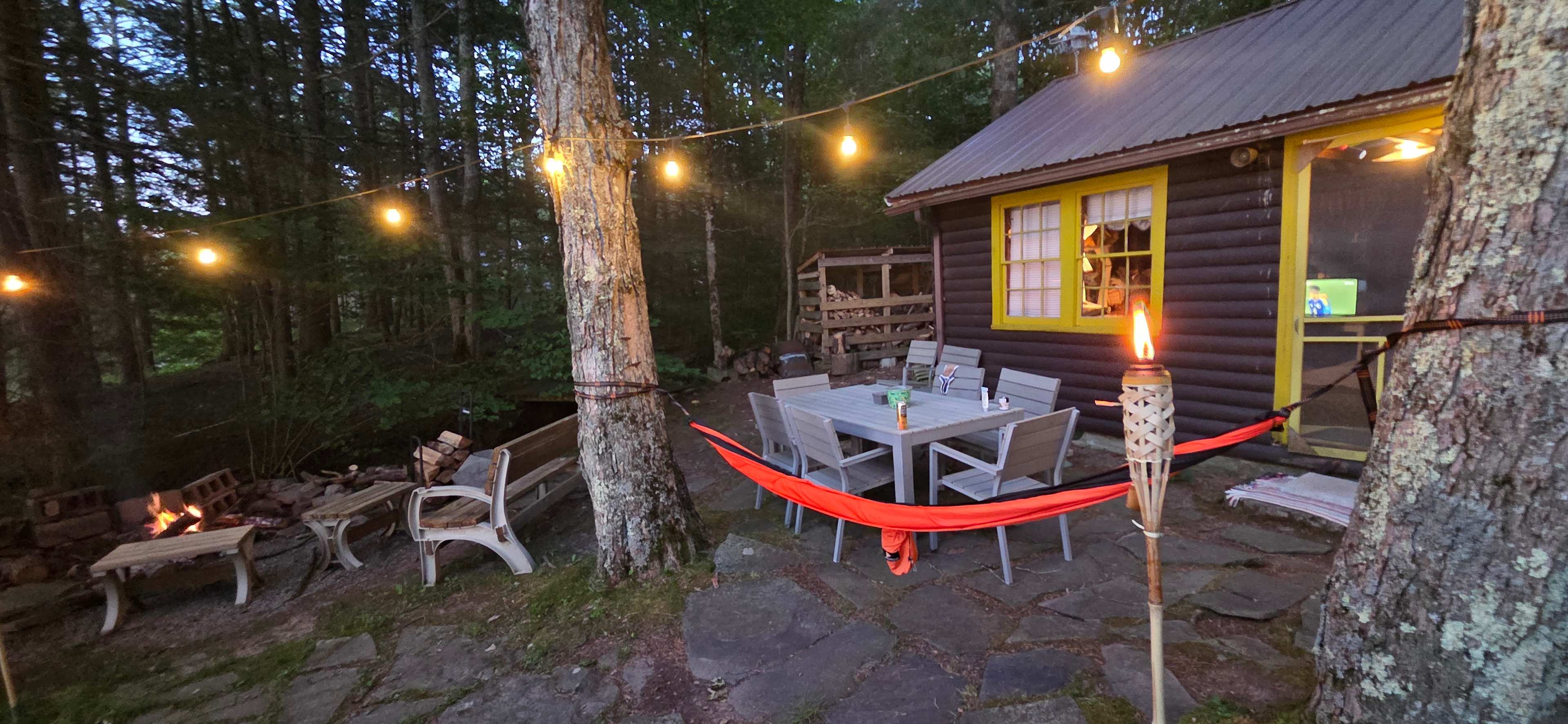 Sunset Shore Cabin on Private Lake