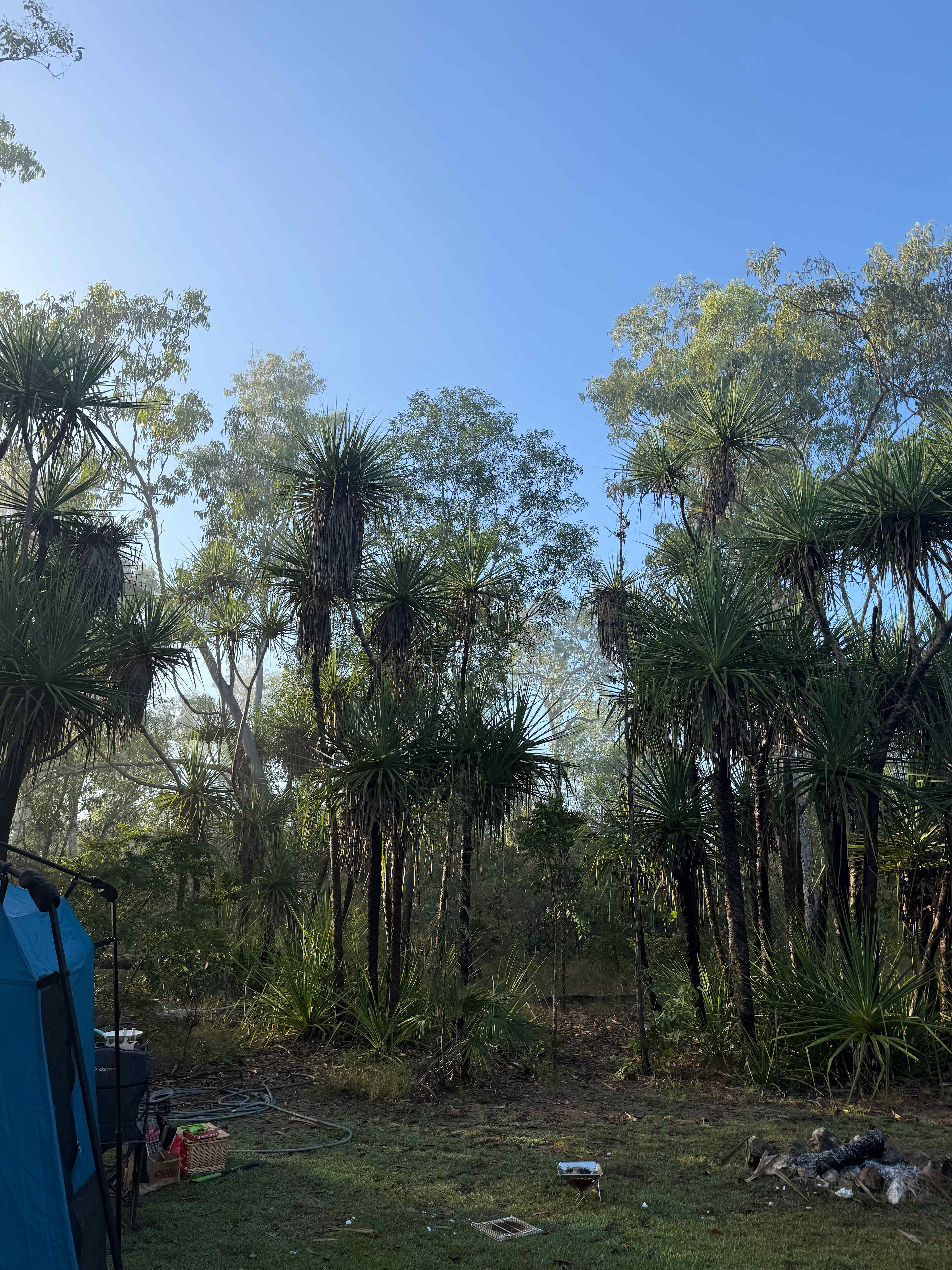 Middle Camp & Stay- BERRY SPRINGS