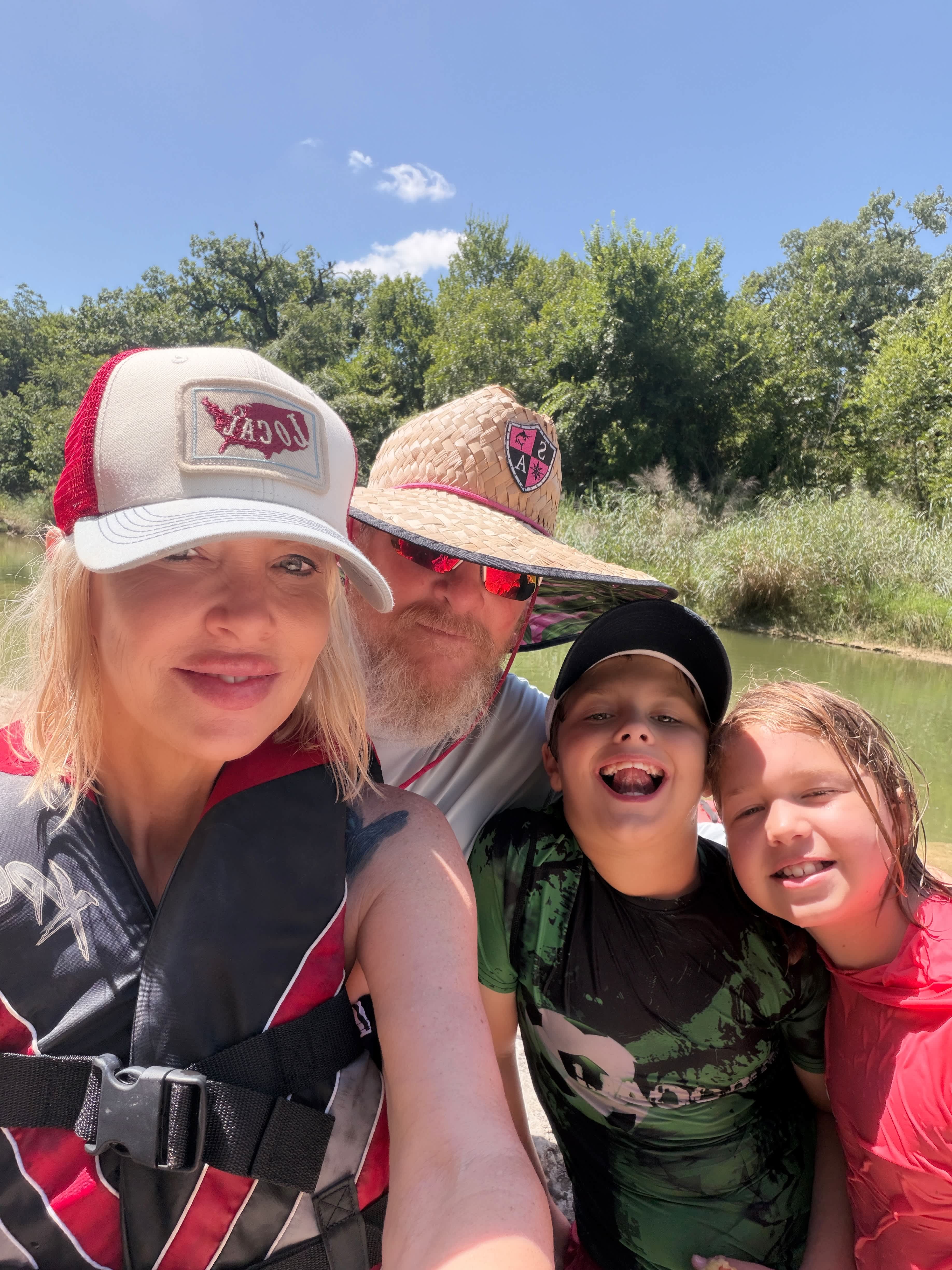 Pecans on the Paluxy - River Views