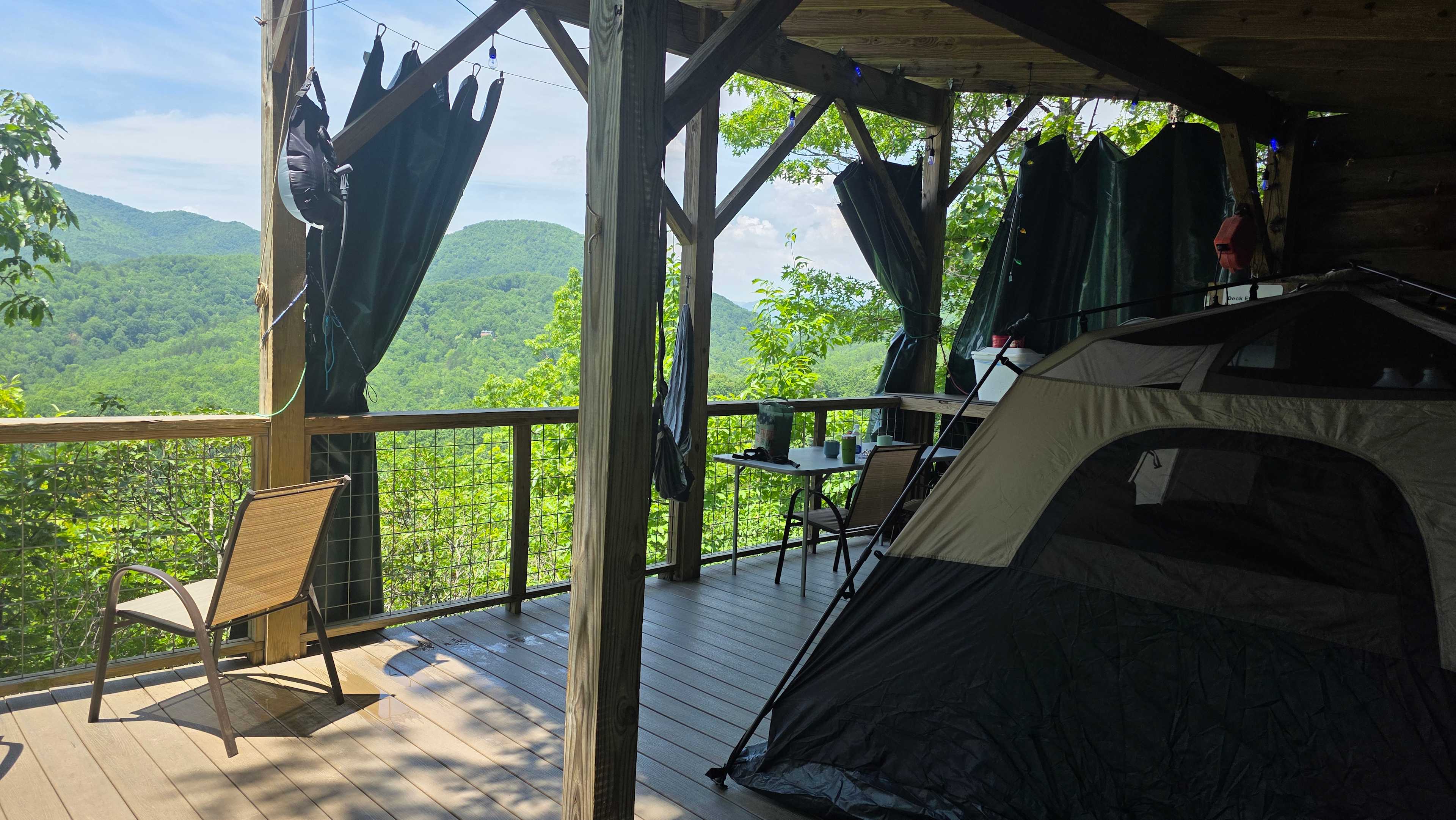Above the Fray Glamping, Black Mtn.