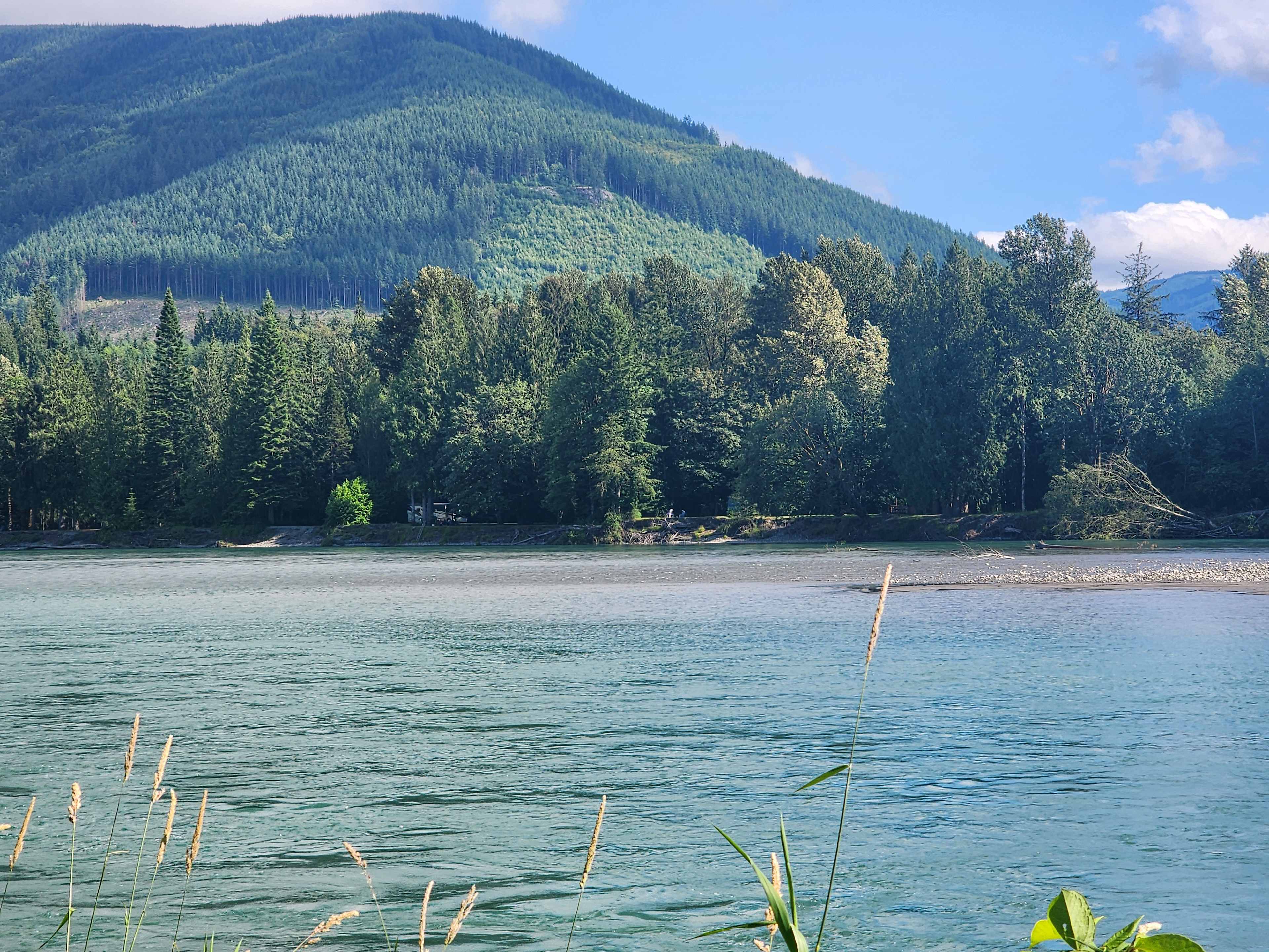 Skagit river camping and sauna