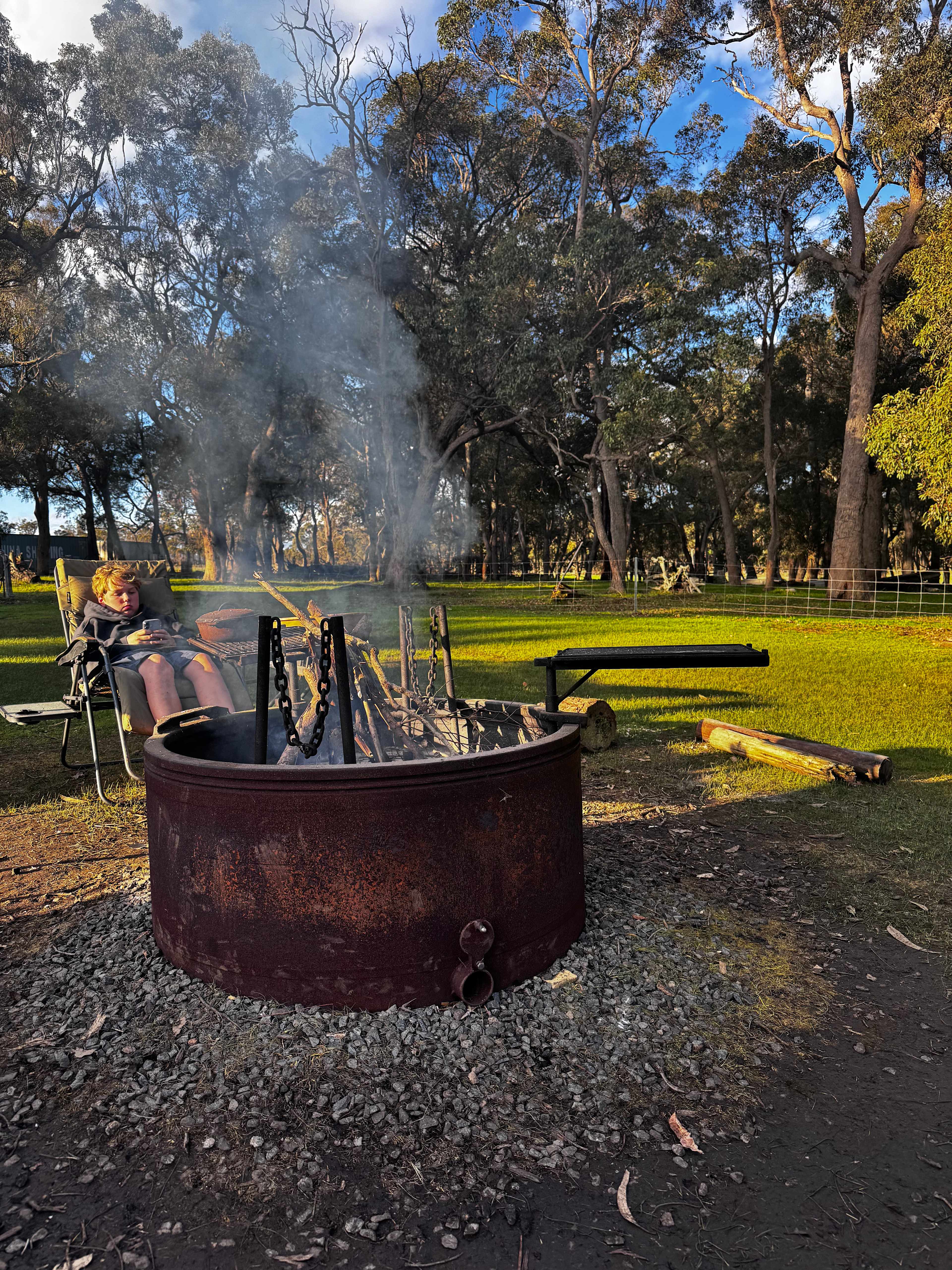 Fire pit with 2 hot plates for cooking 