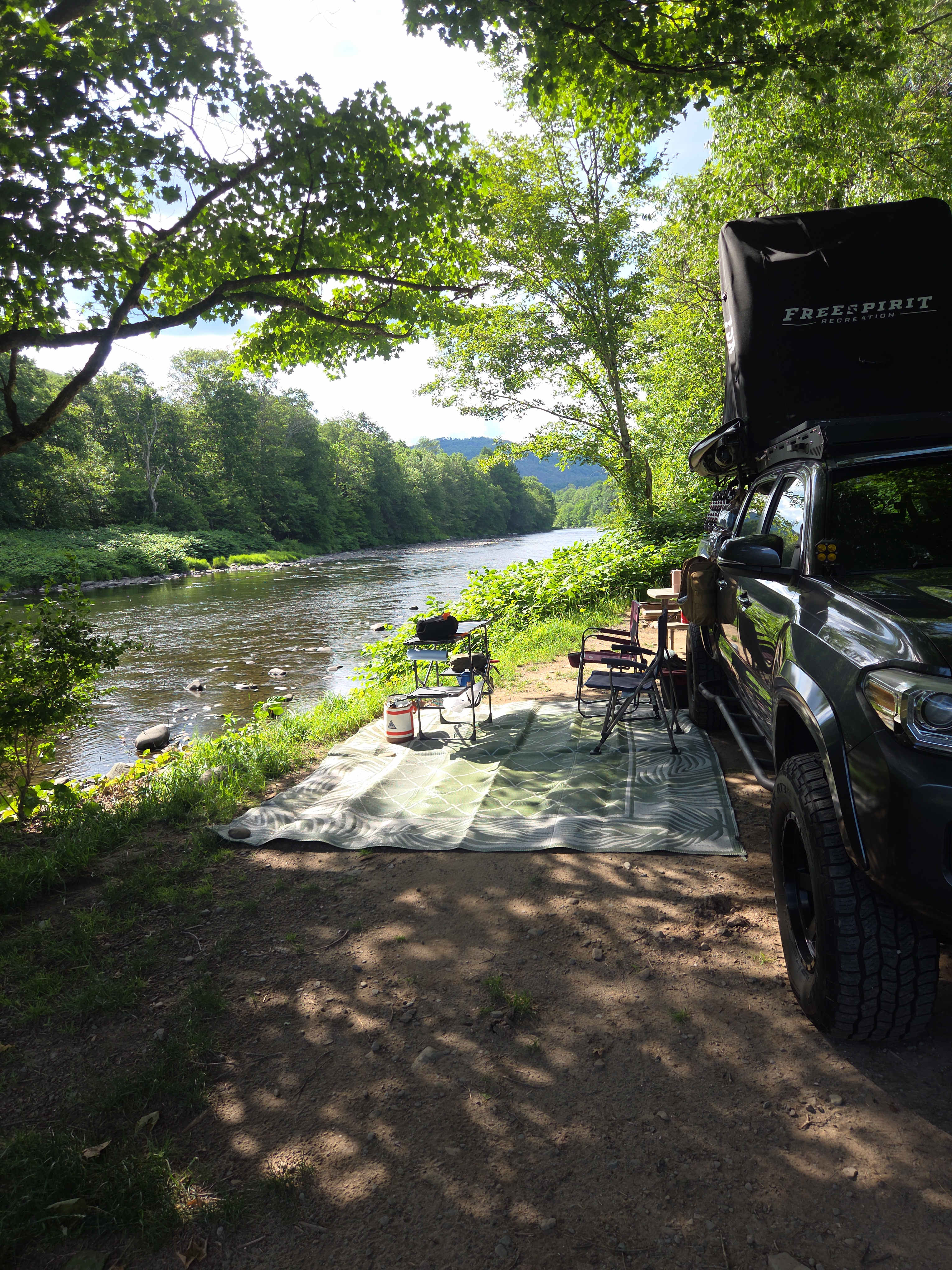 Butternut Grove Camp on the River