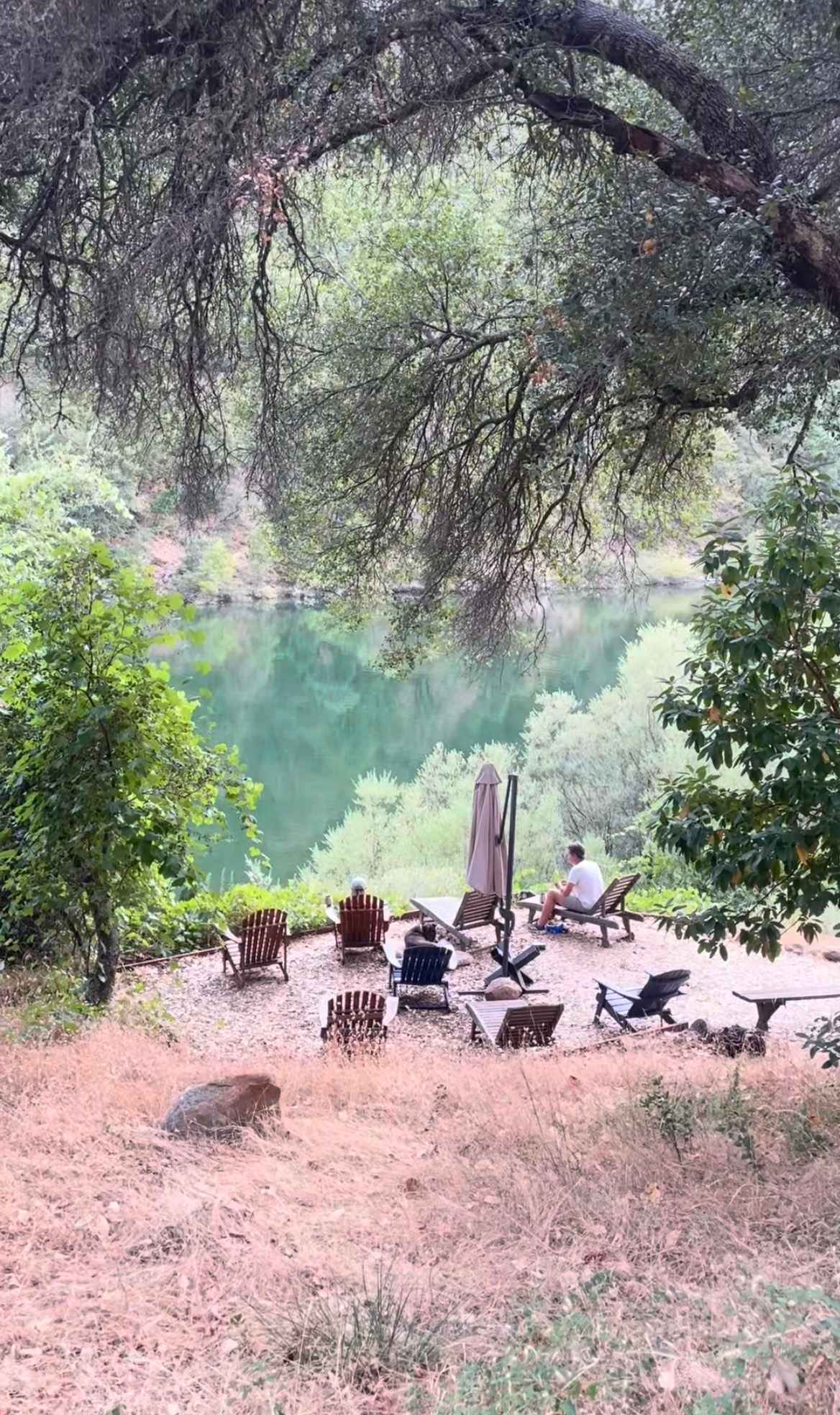 Lovely morning coffee spot or evening happy hour! 