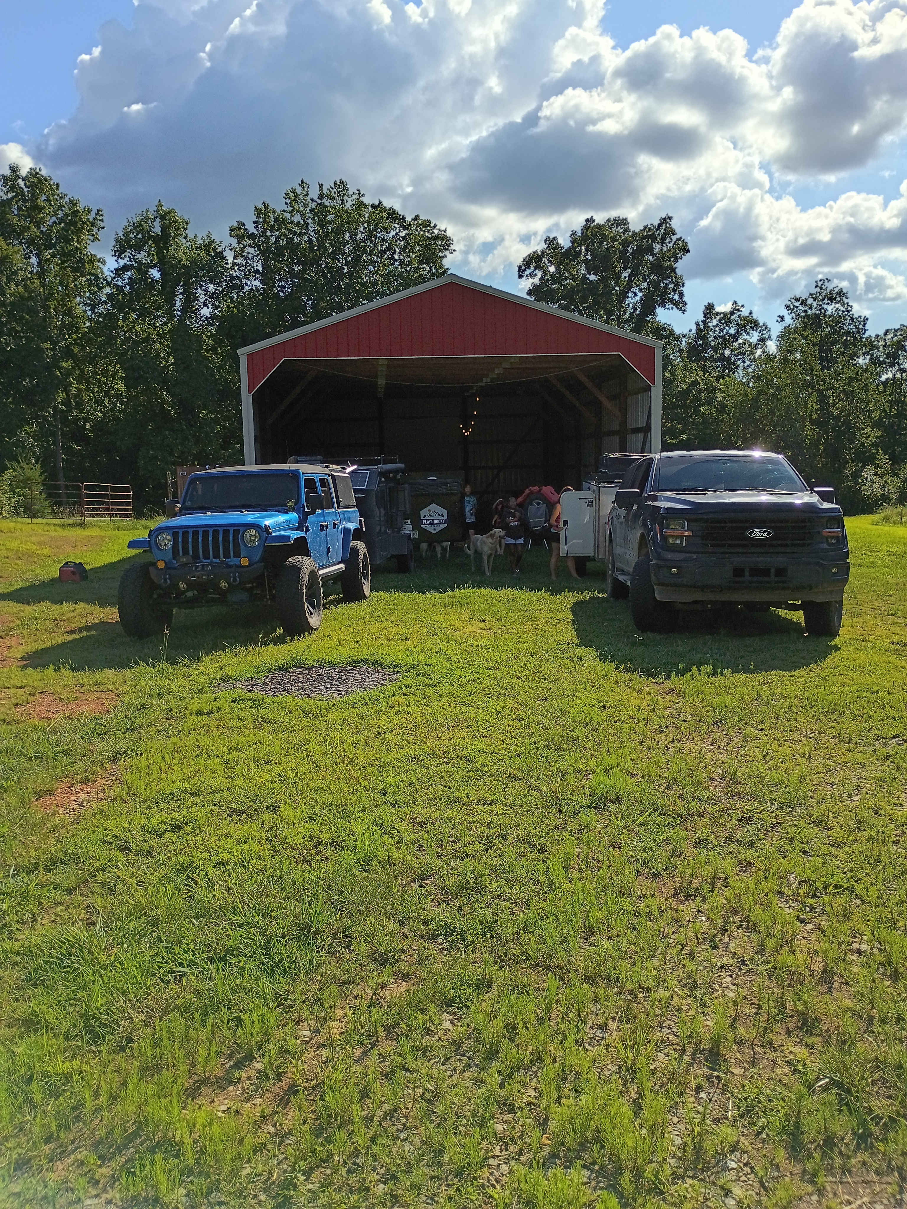 4J Farms- The Red Barn