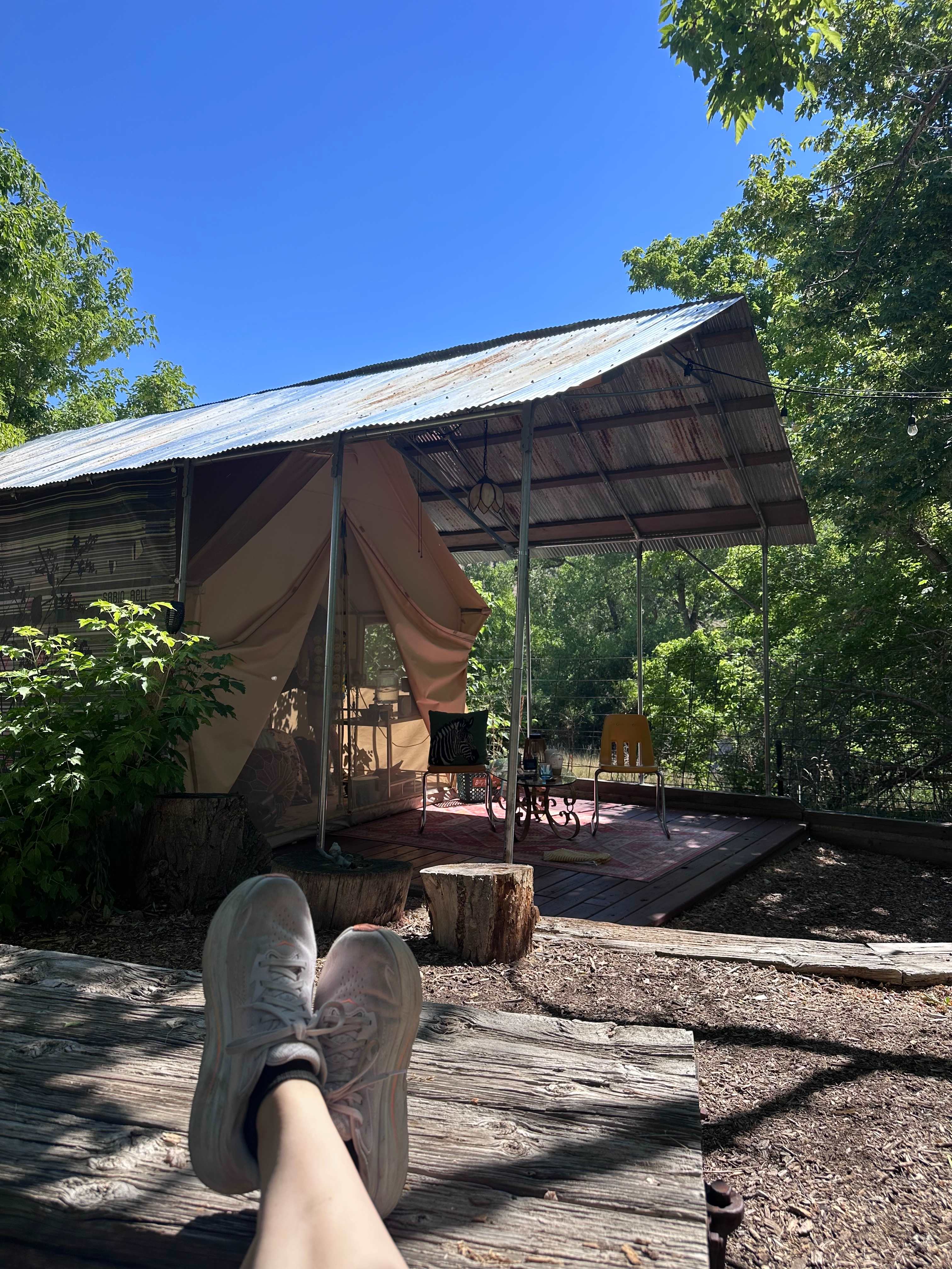 RedRocksParadise Glamping &RV Sites