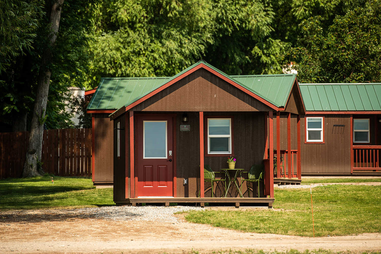 Lakeshore Cabins & Campground