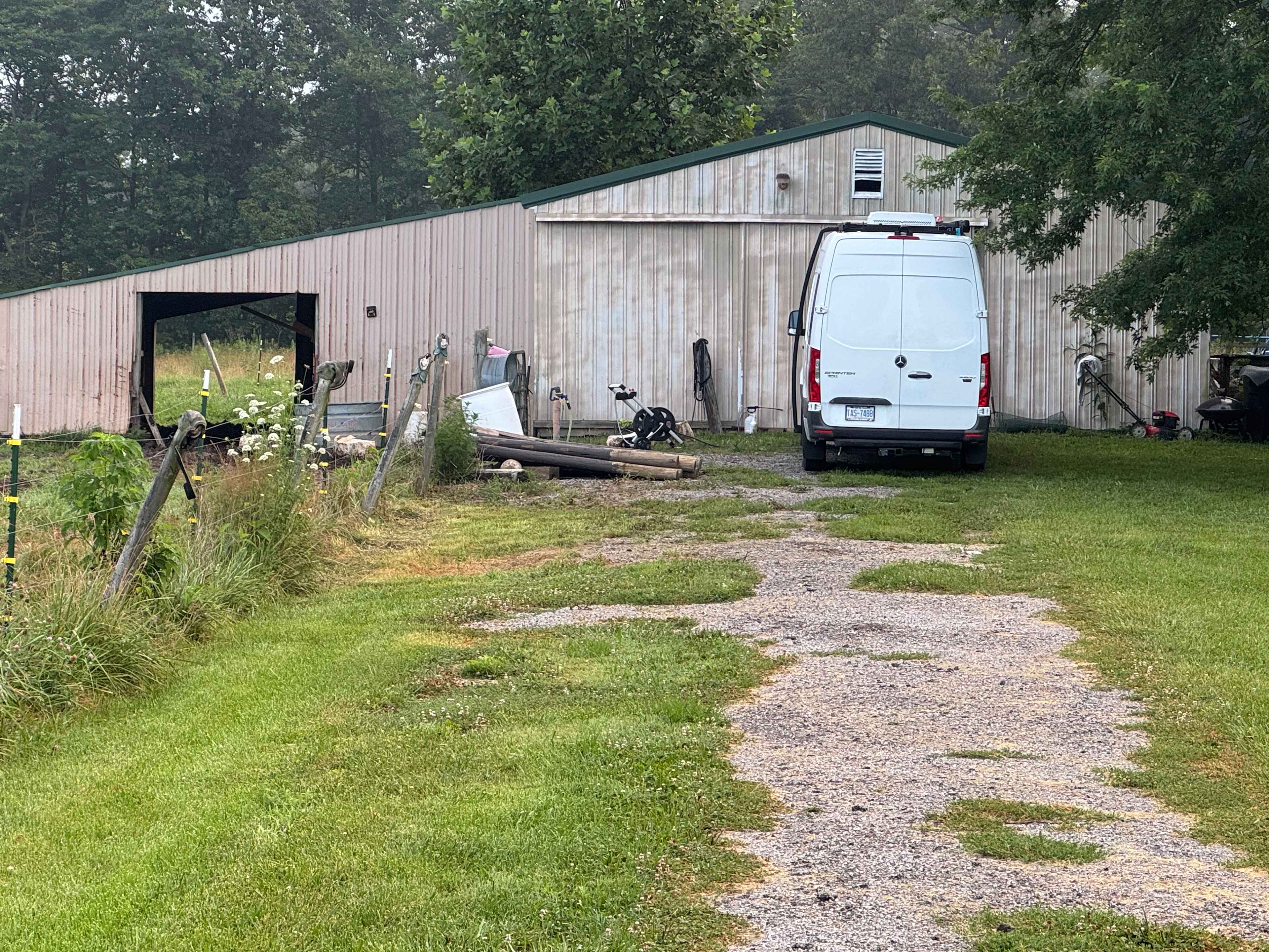 Leanin' Post Farm