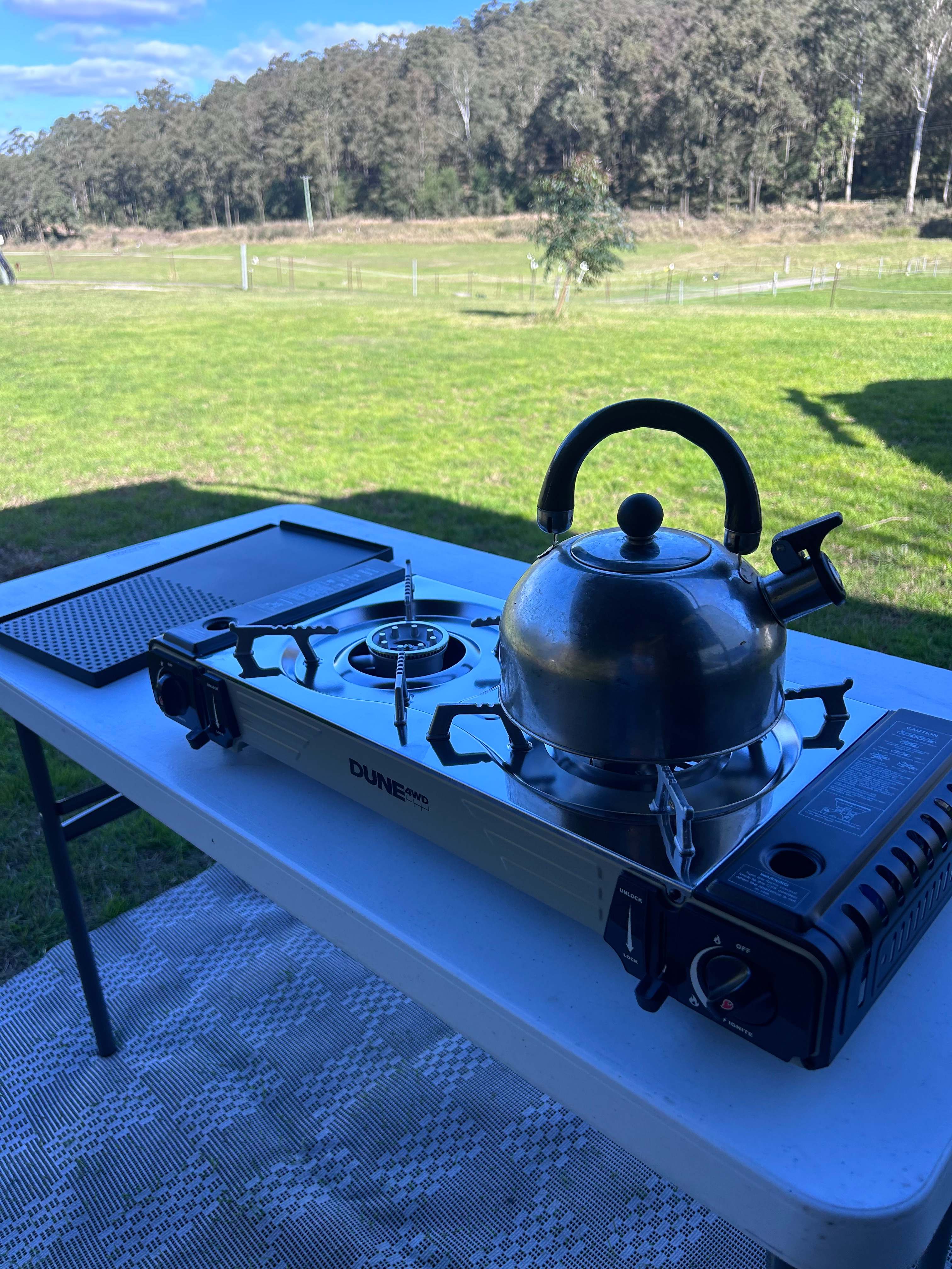 "DeView" Colo River Camping