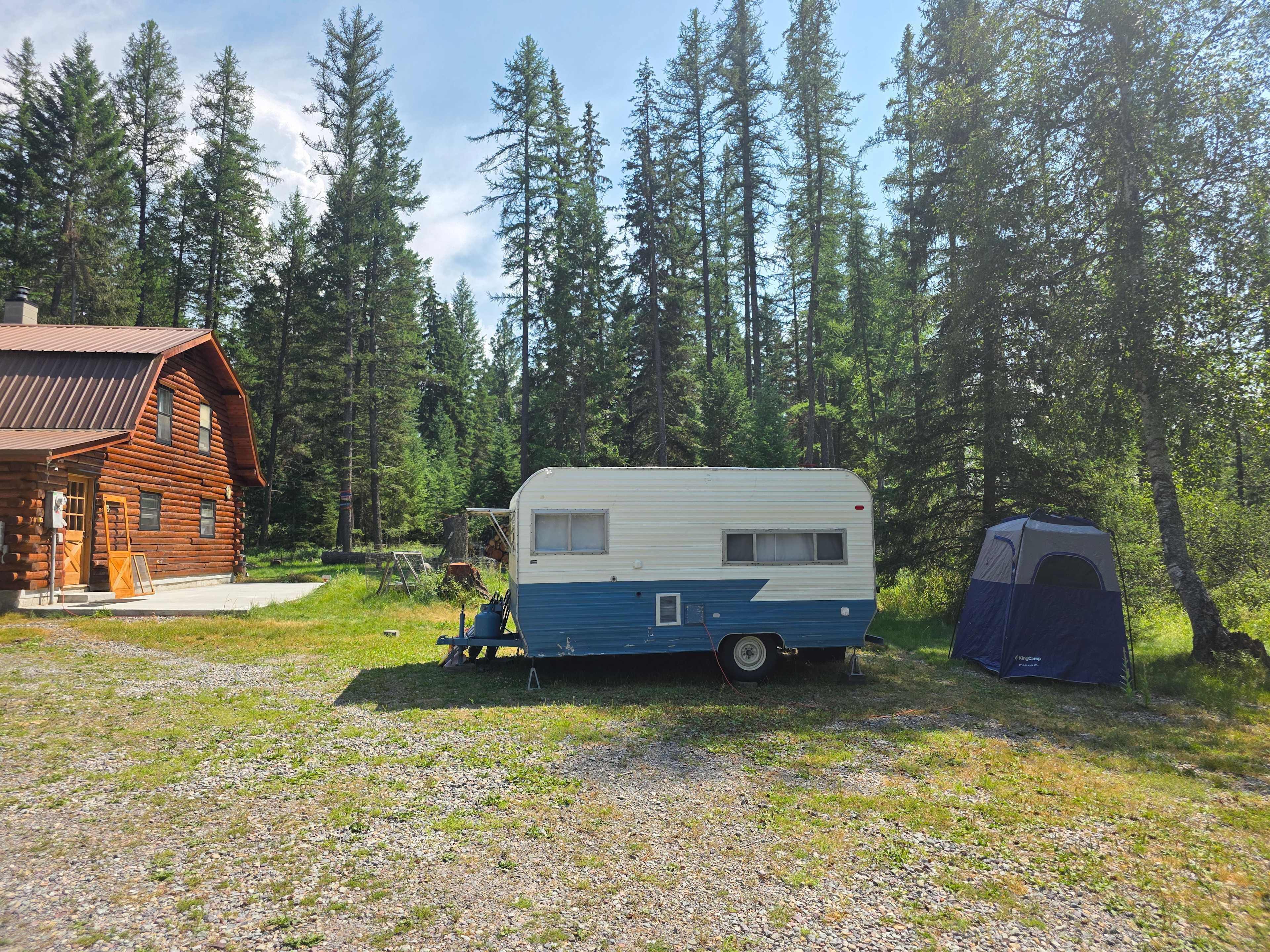 '72 Vintage Trailer, "Mae Belle"