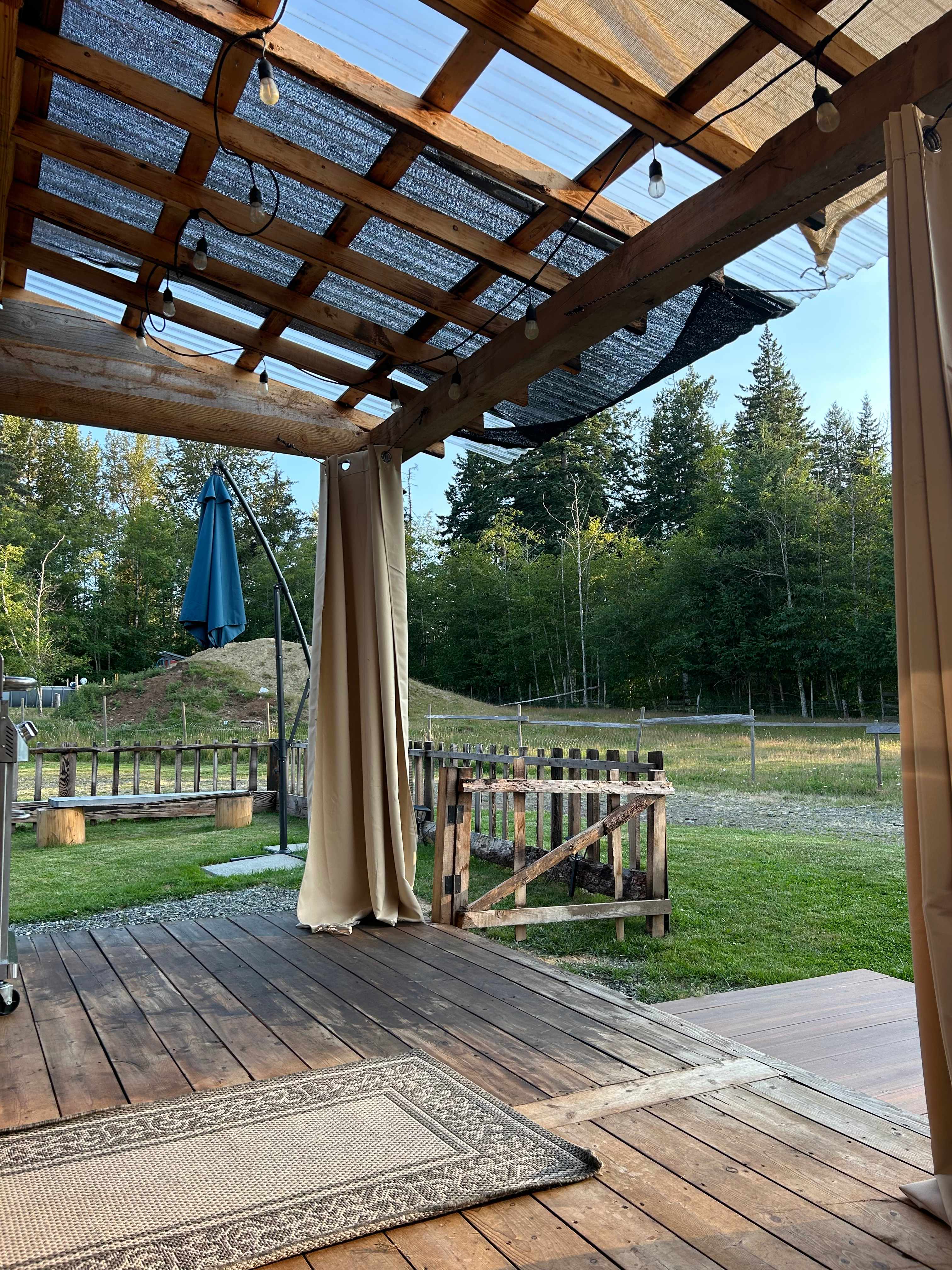 Peacock Camping (Vancouver Island)