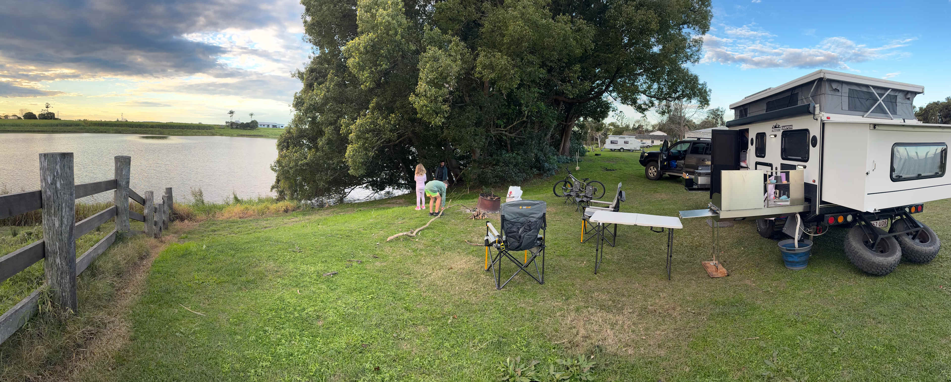 River terrace camping Cowper 2460