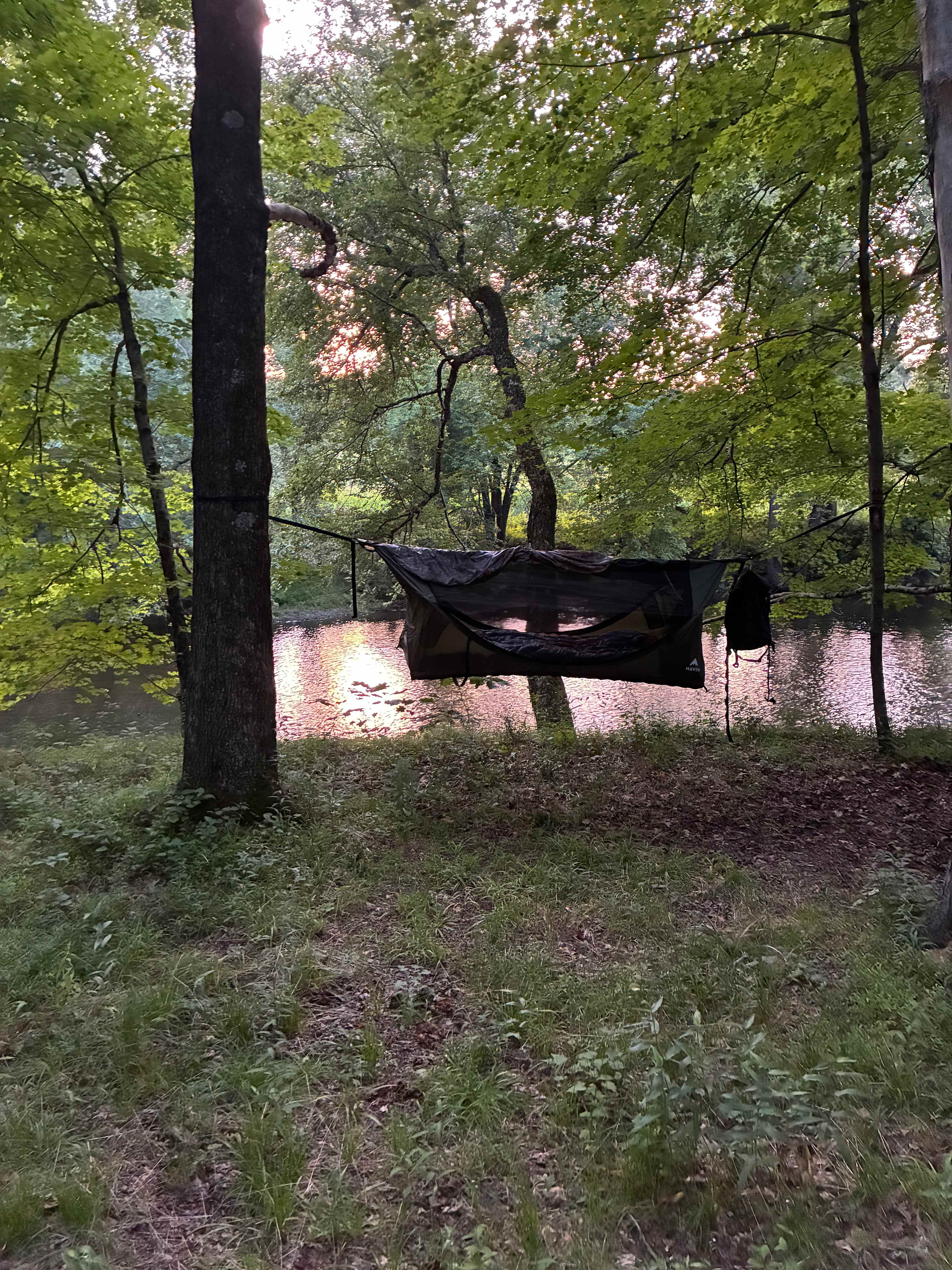 Moto-hammock-camping 1