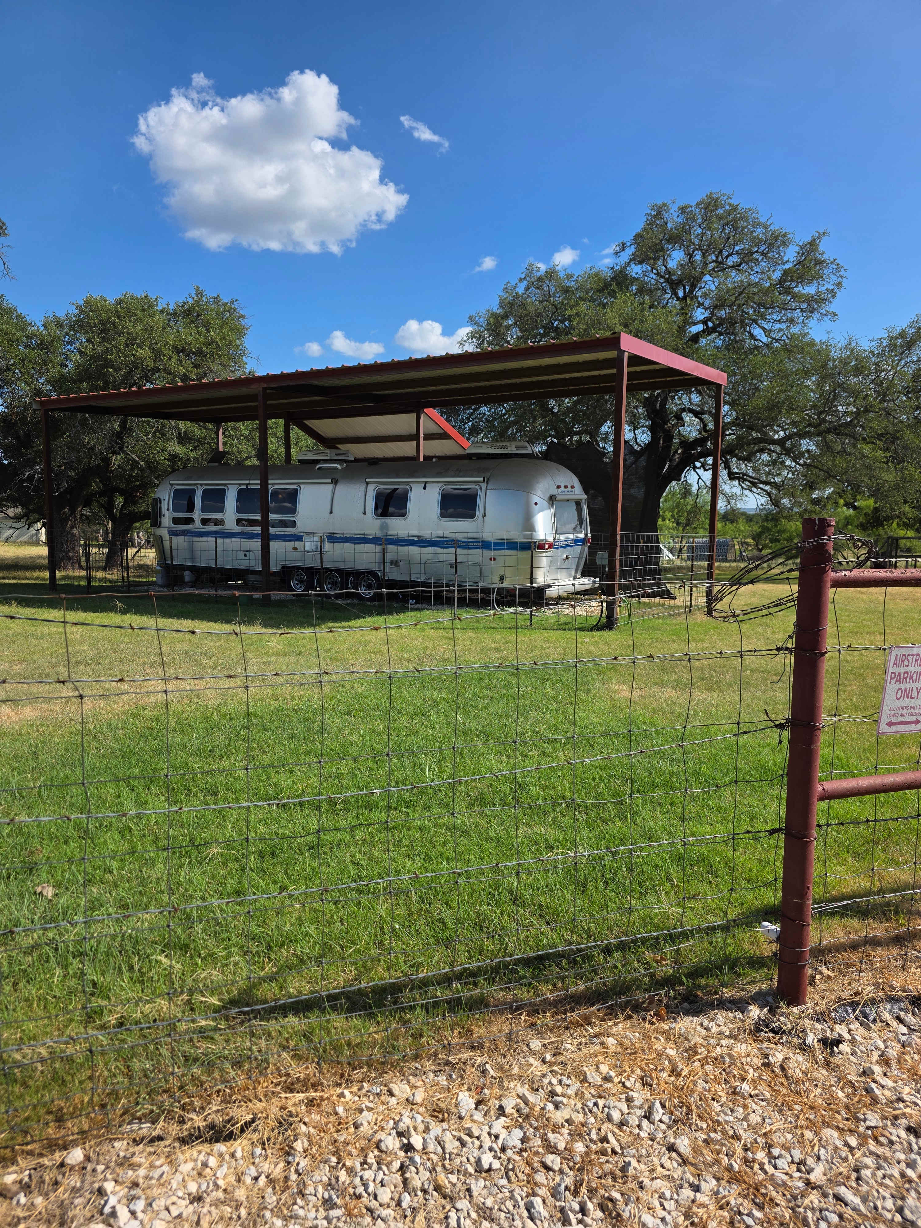 Arison's Farm Stay